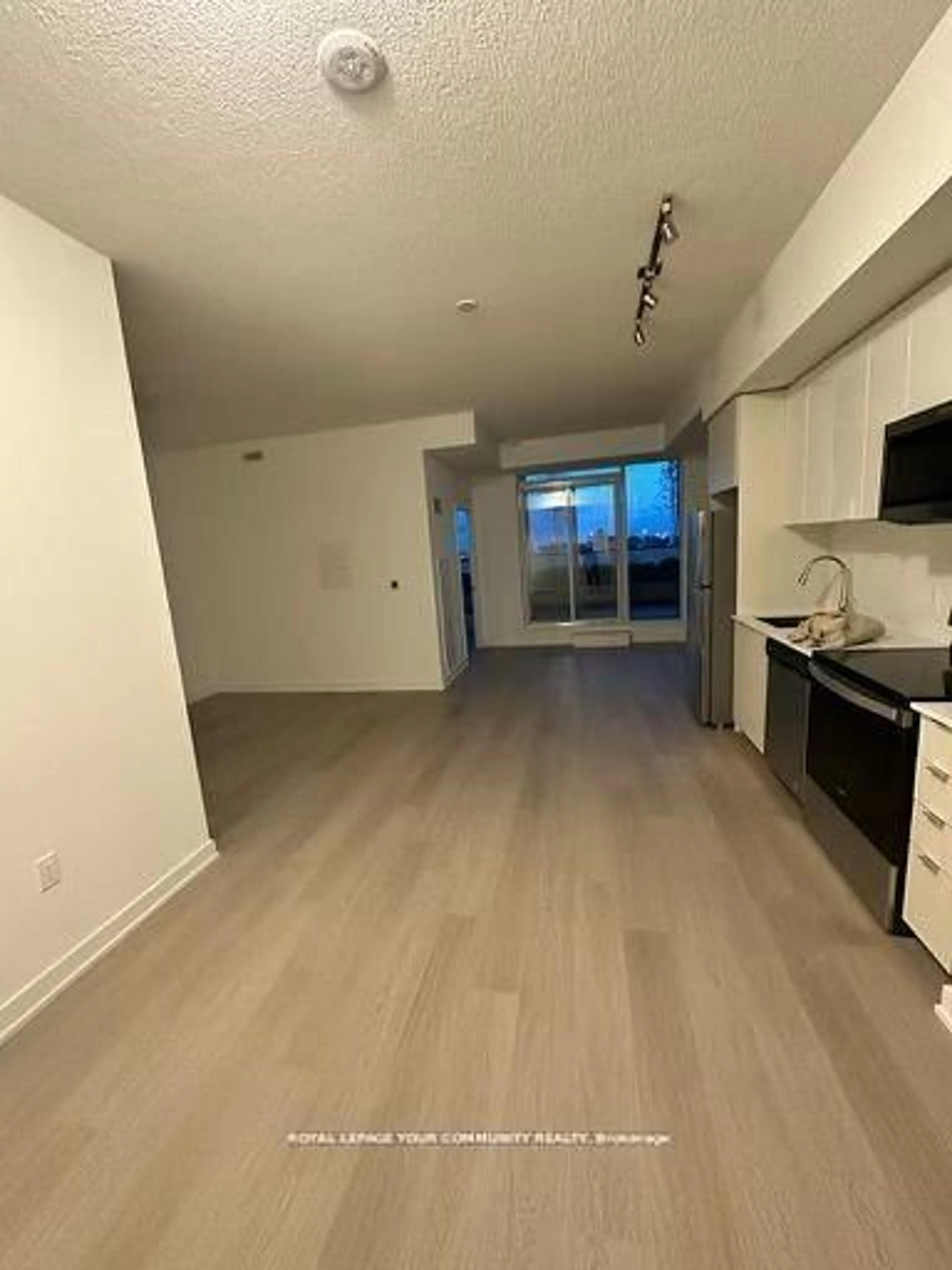 A pic of a room for 859 The Queensway #207, Toronto Ontario M8Z 1N8