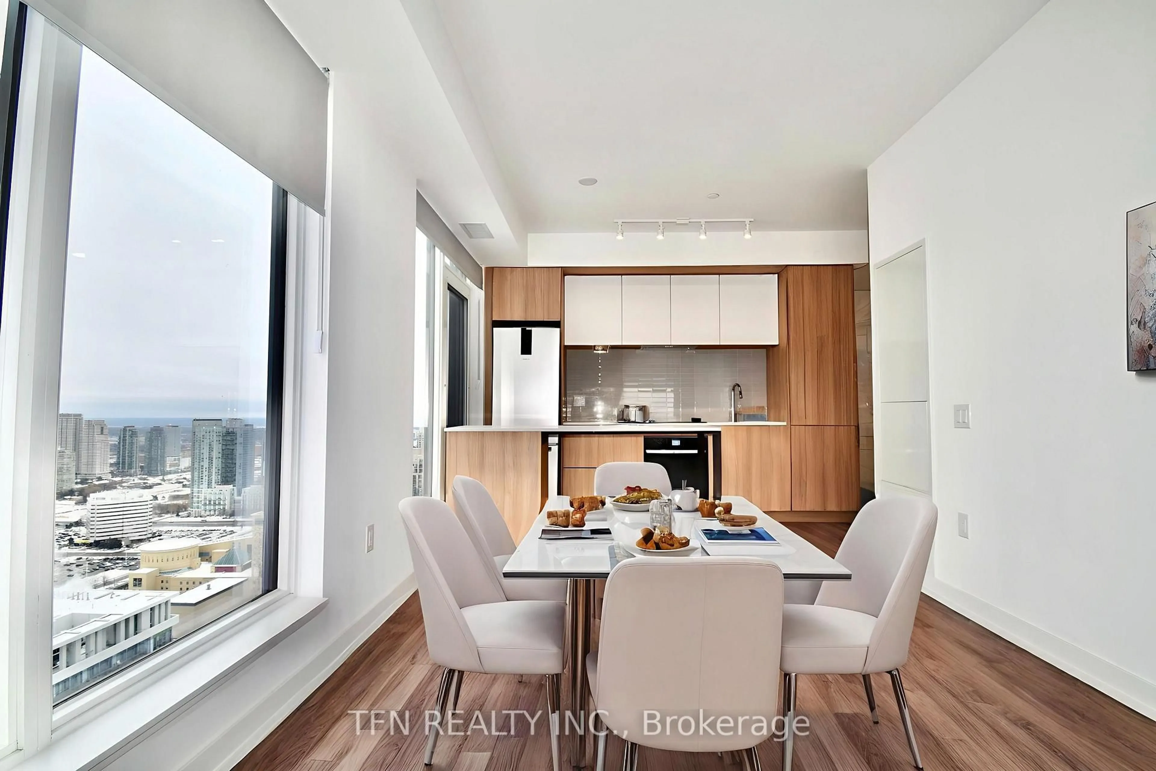 Dining room, wood/laminate floor for 395 Square One Dr #3803, Mississauga Ontario L5B 0P6