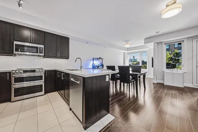 10 Drummond St #505, Toronto 5