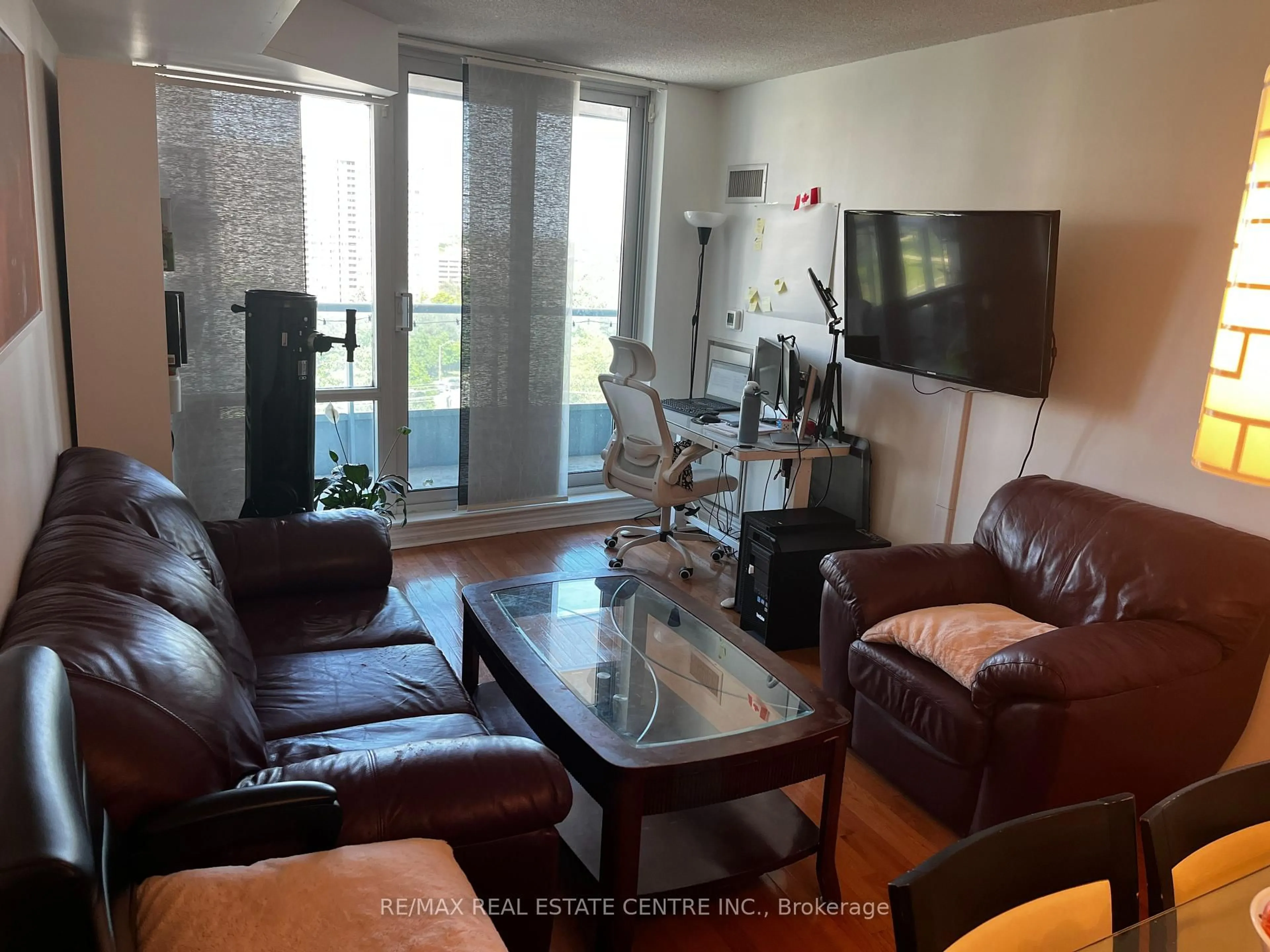 Unknown for 33 Elm Dr #1010, Mississauga Ontario L5B 4M2