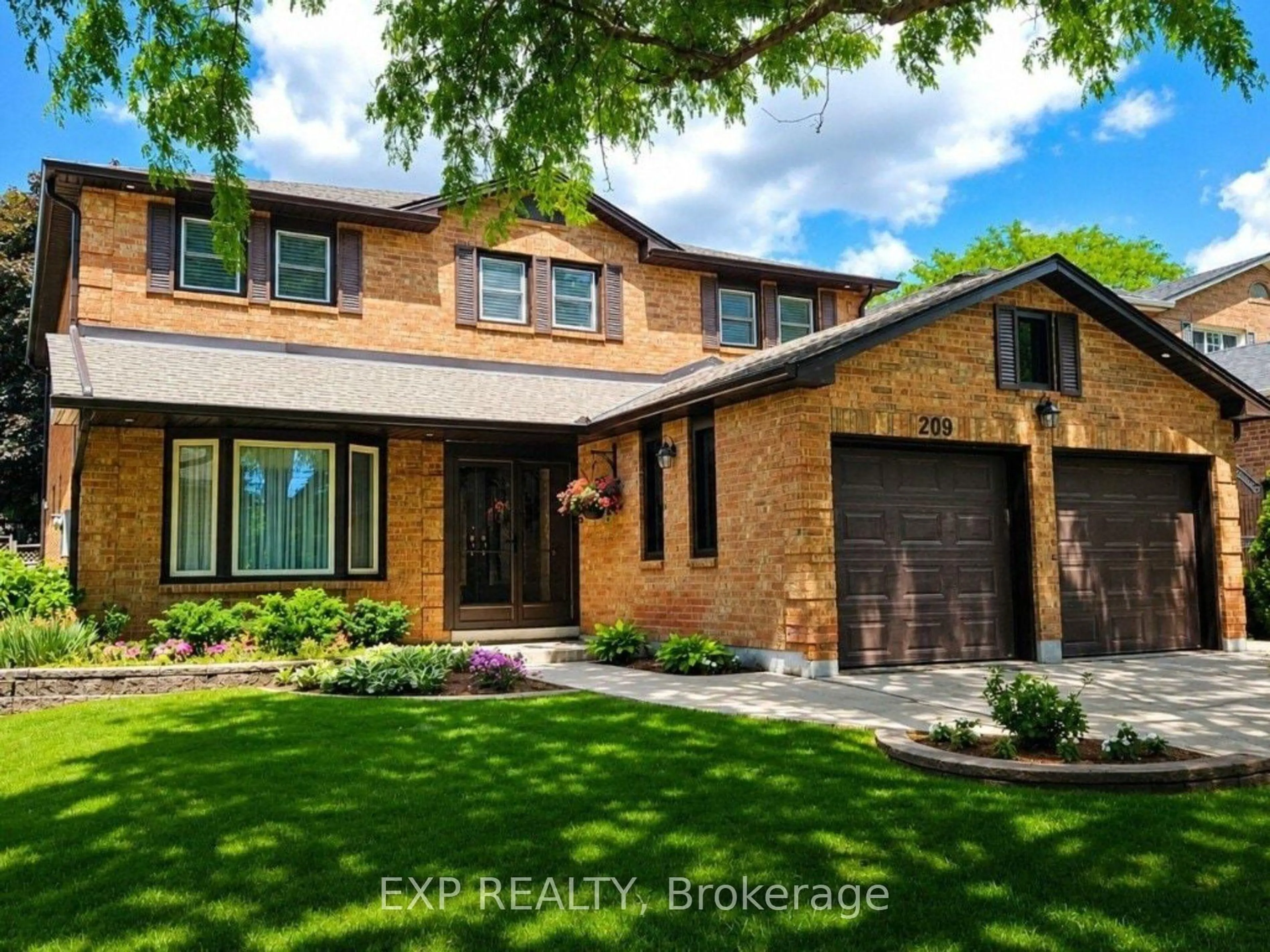 Home with brick exterior material, street for 209 Nottingham Dr, Oakville Ontario L6H 4H7
