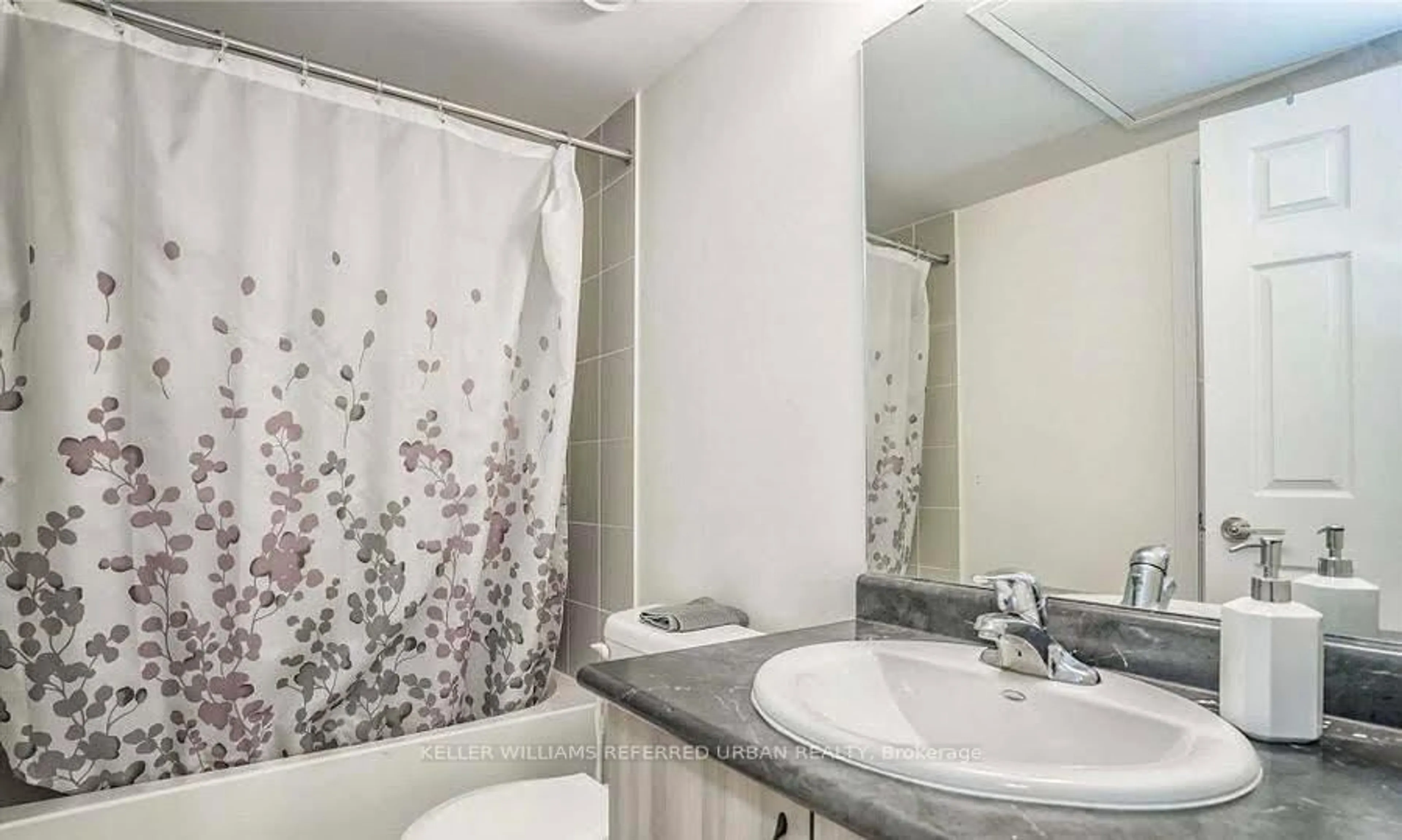 Standard bathroom, unknown for 630 Rogers Rd #25, Toronto Ontario M6M 1C1