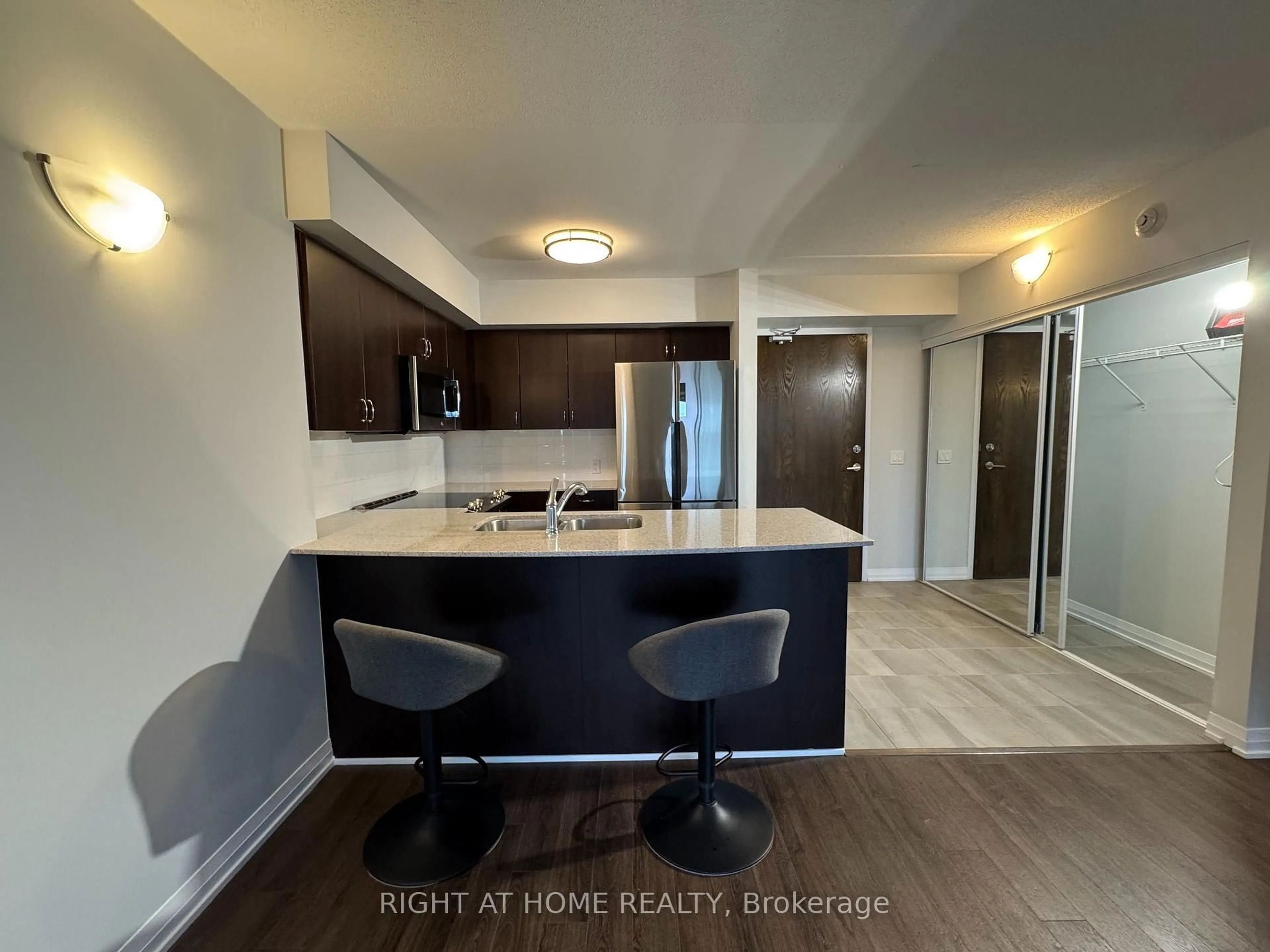 Open concept kitchen, unknown for 40 Via Rosedale Way #307, Brampton Ontario L6R 4A4