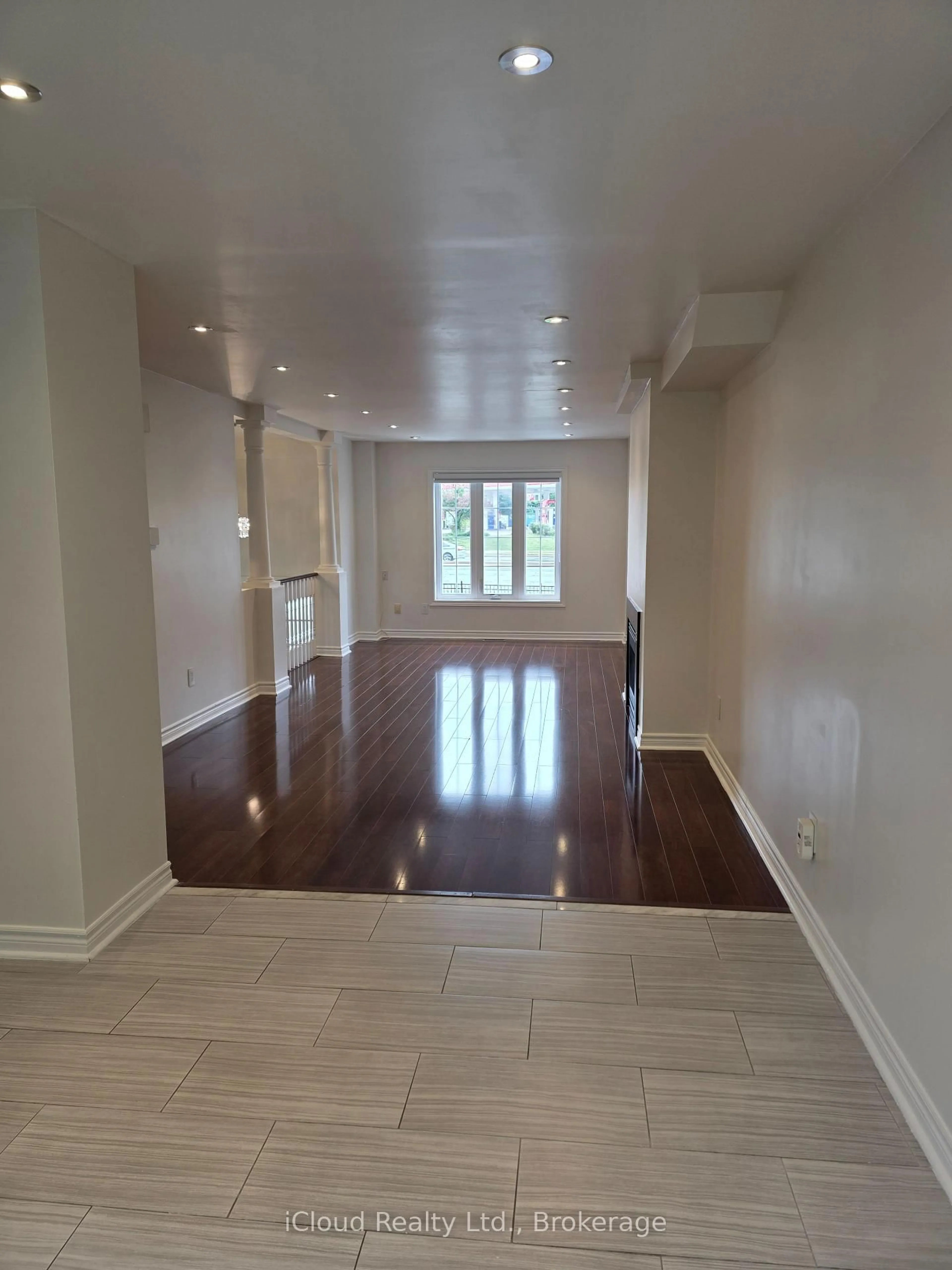 Unknown for 2398 Britannia Rd #68, Mississauga Ontario L5M 6B6