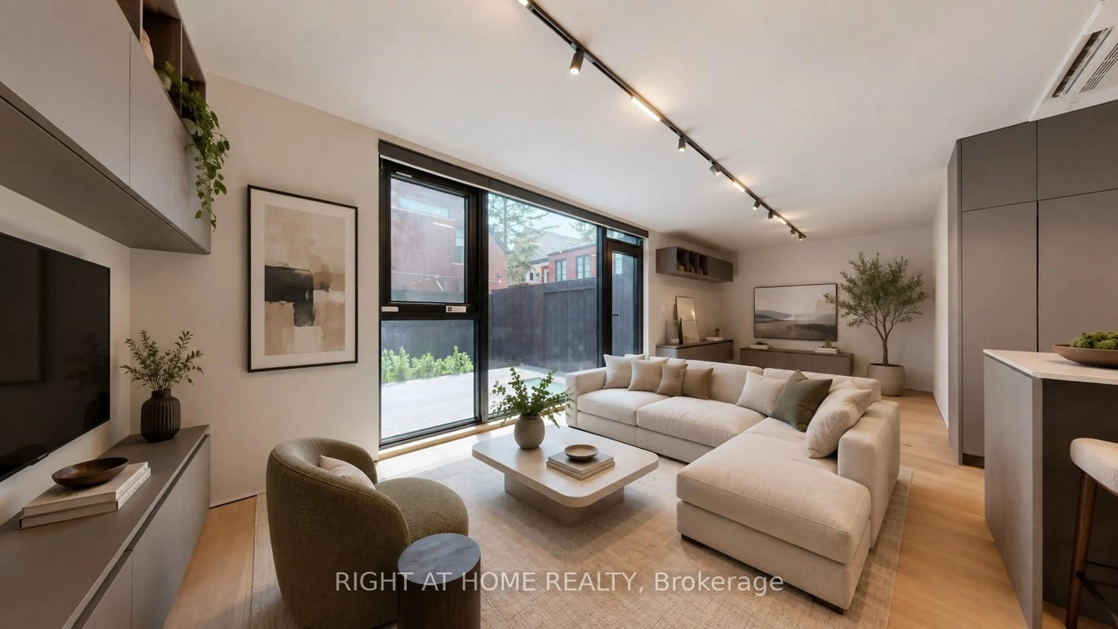 Living room with furniture, unknown for 127 Glenlake Ave, Toronto Ontario M6P 1E6