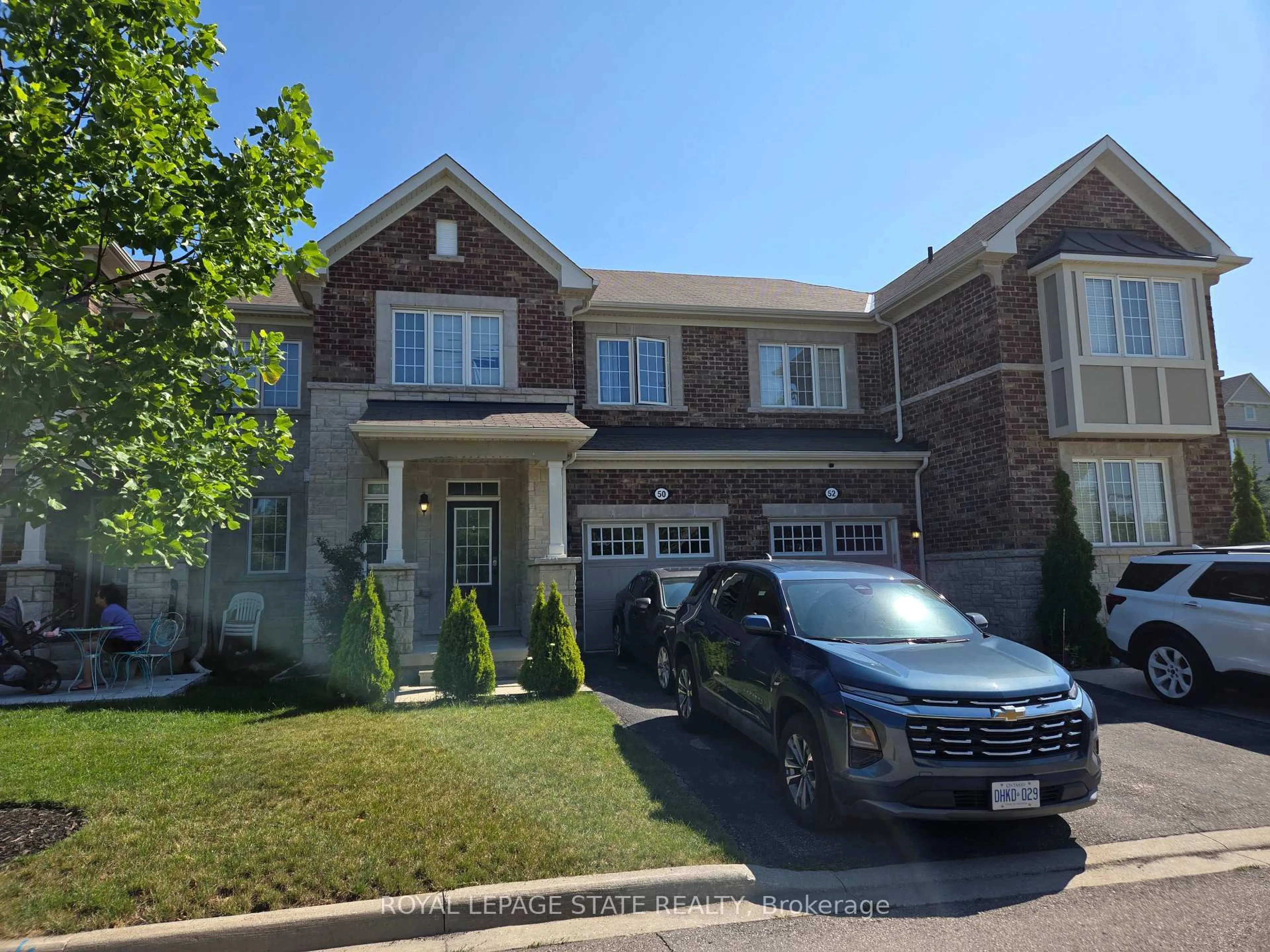 Home with brick exterior material, street for 50 Dredge Crt, Milton Ontario L9T 8T1