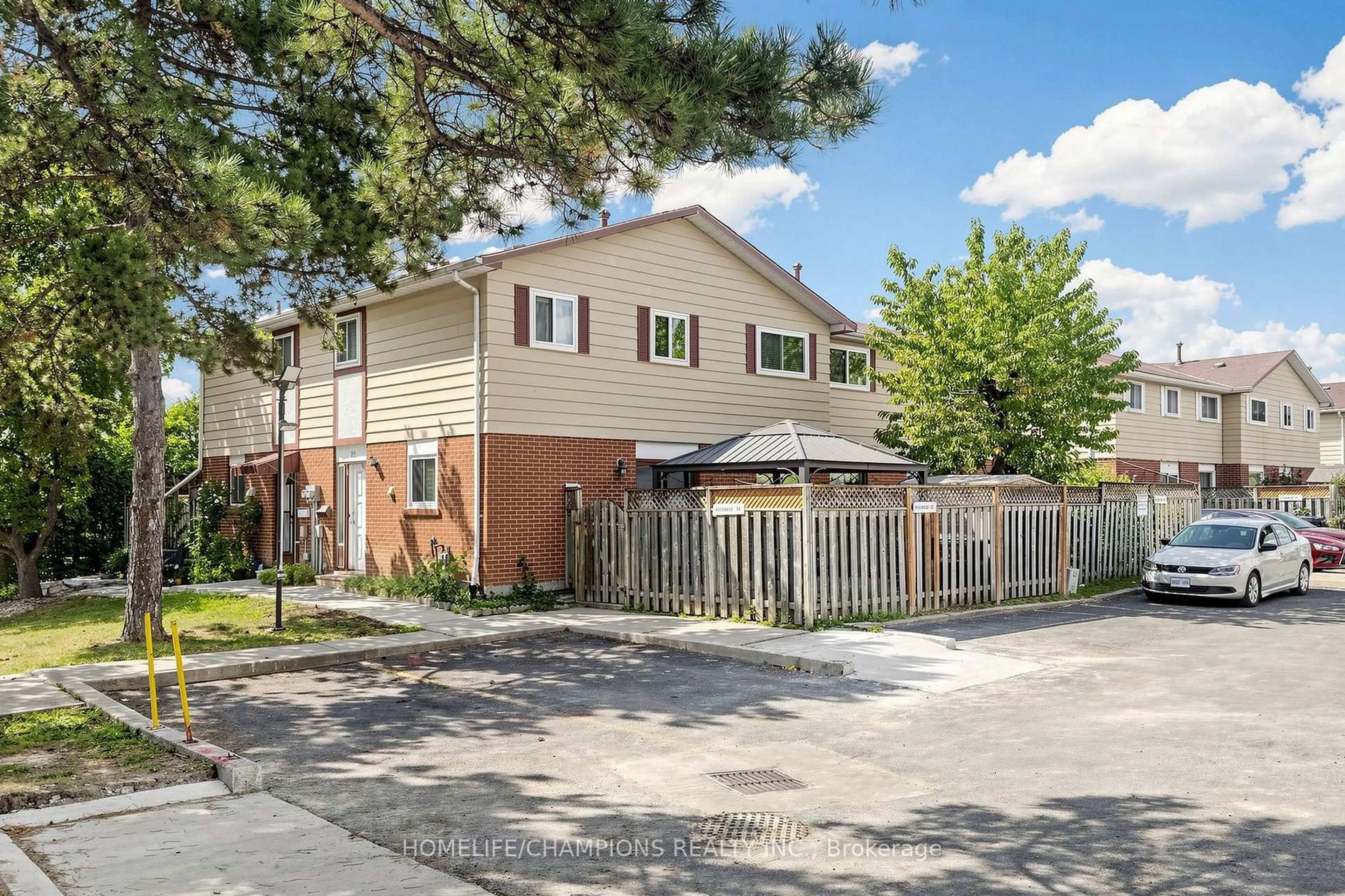 Unknown for 18 San Vito Way #18, Toronto Ontario M3L 2G8