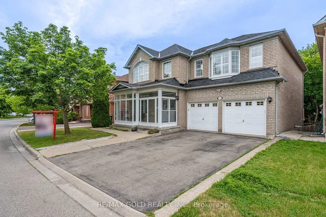 141 Whitwell Dr, Brampton 4