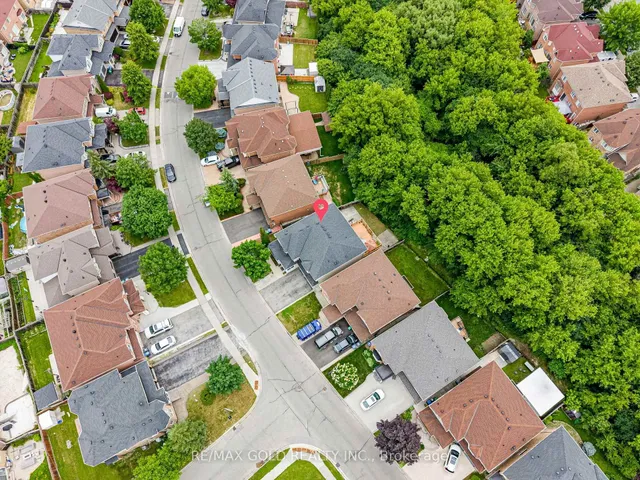 141 Whitwell Dr, Brampton 5