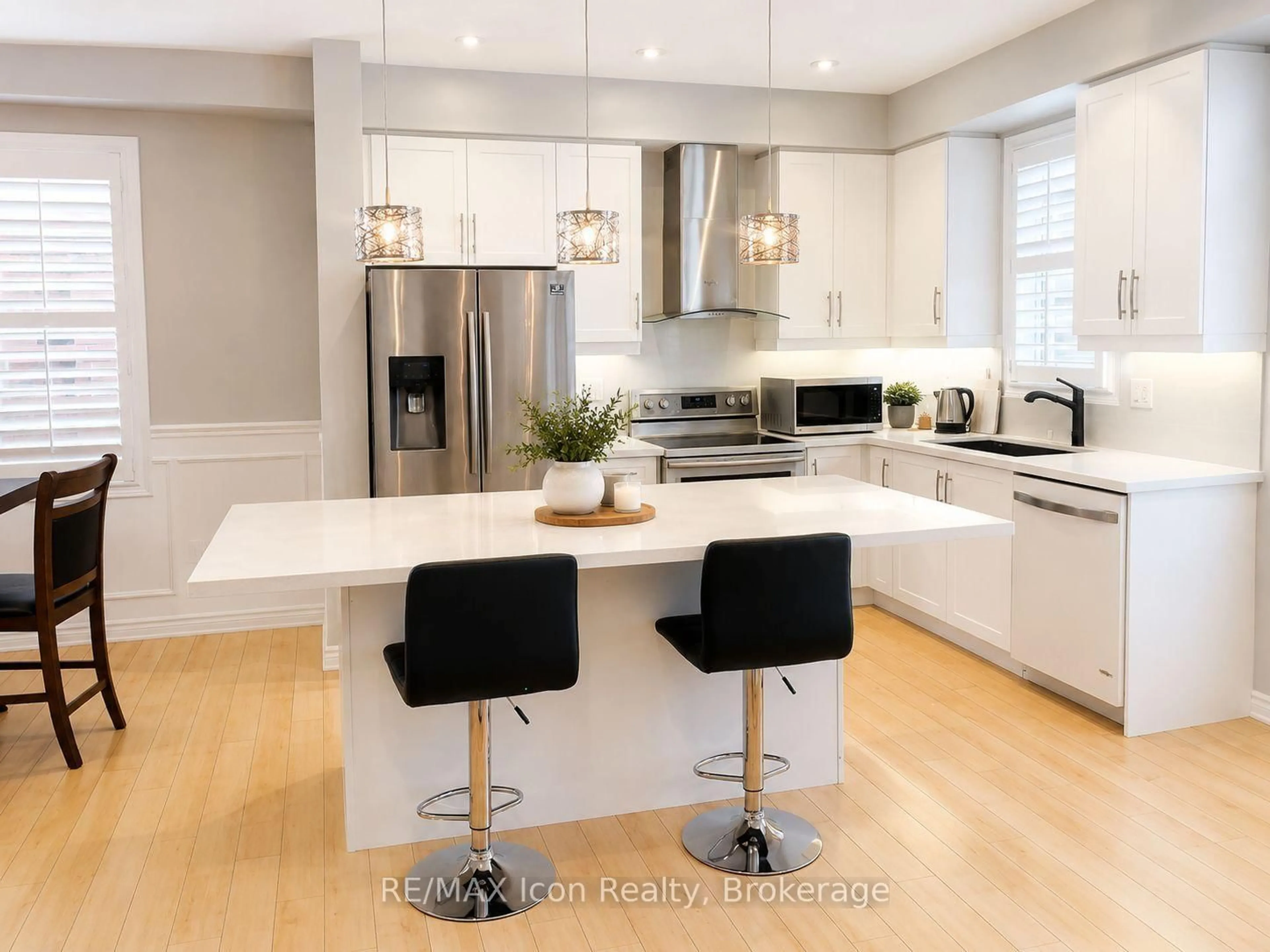 Contemporary kitchen, unknown for 371 Powadiuk Pl, Milton Ontario L9T 8Y1