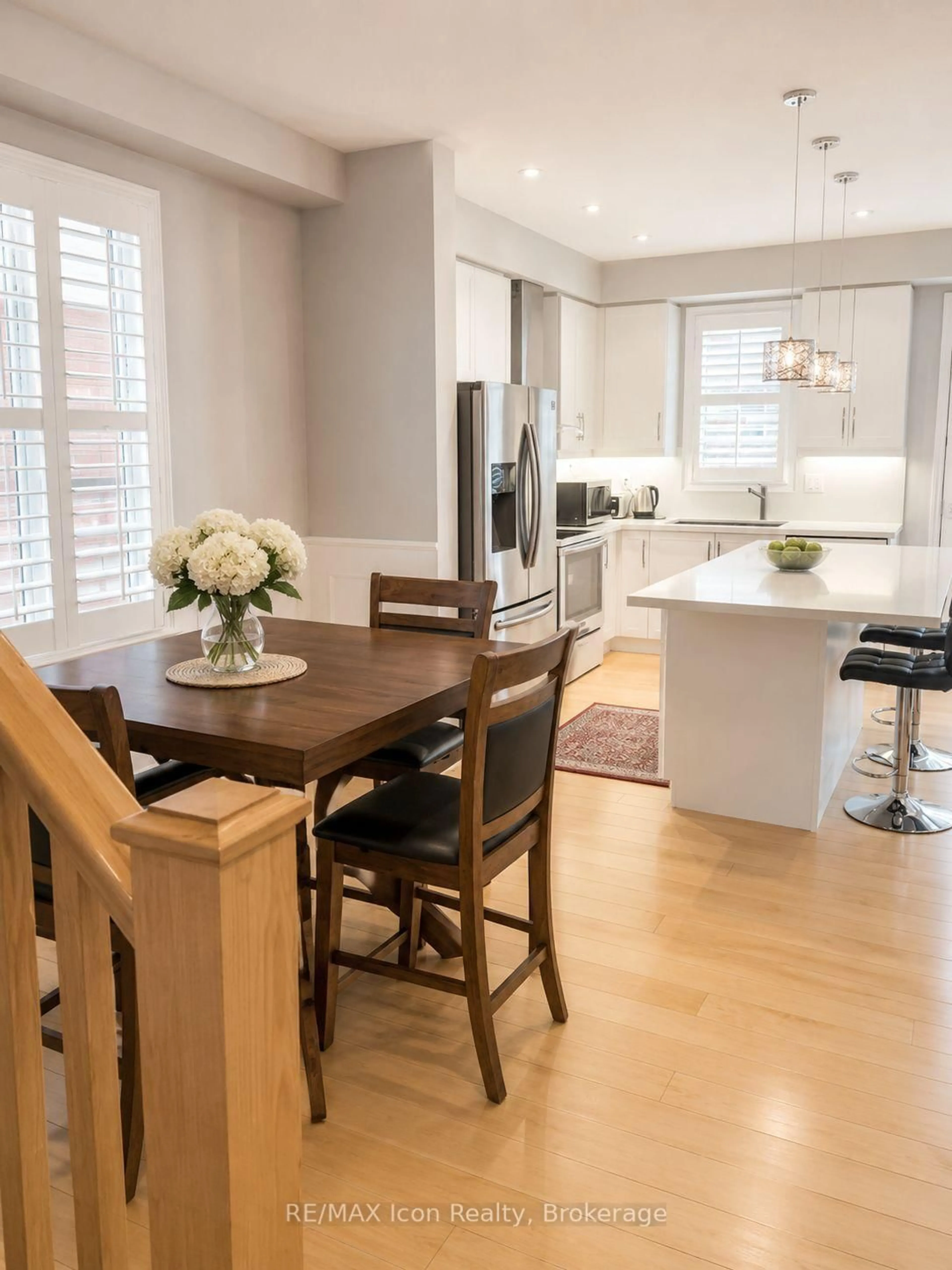 Contemporary kitchen, wood/laminate floor for 371 Powadiuk Pl, Milton Ontario L9T 8Y1