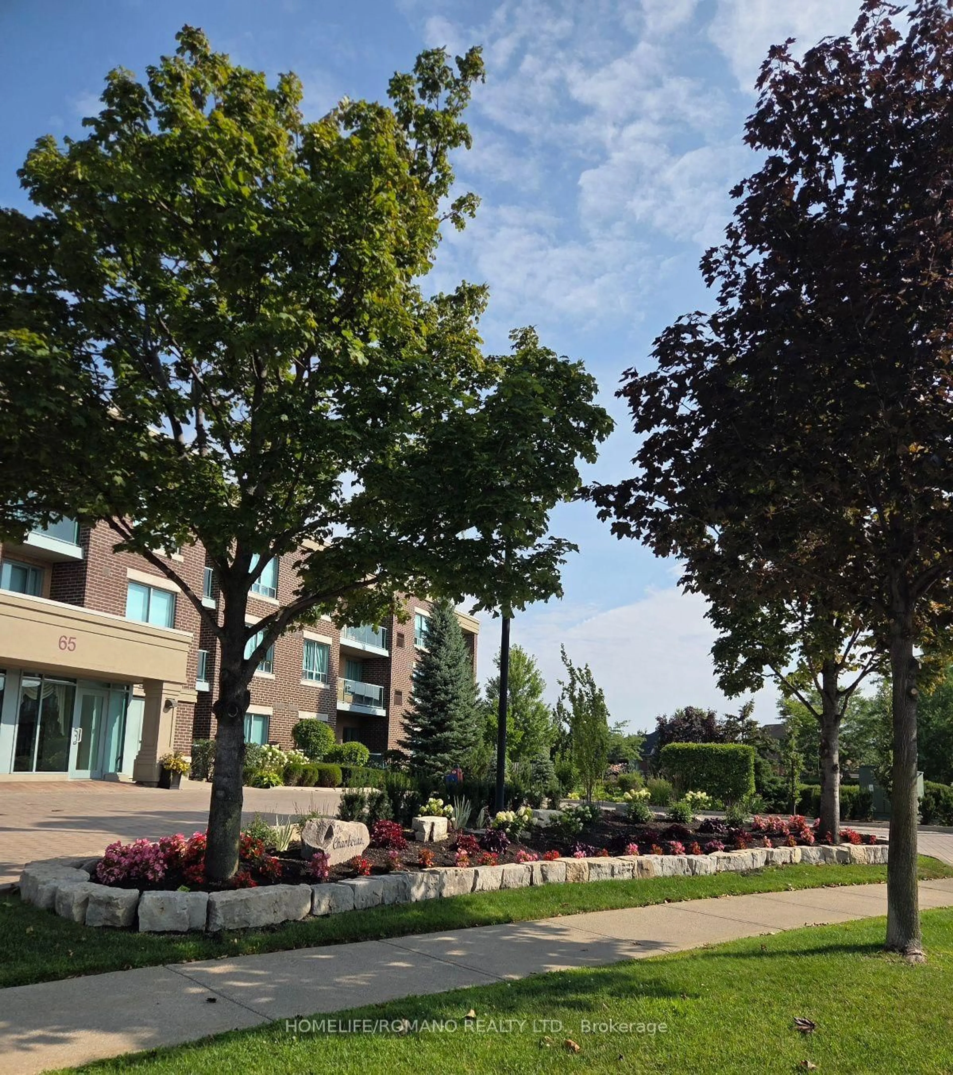 Patio, street for 65 Via Rosedale Circ #312, Brampton Ontario L6R 3N8