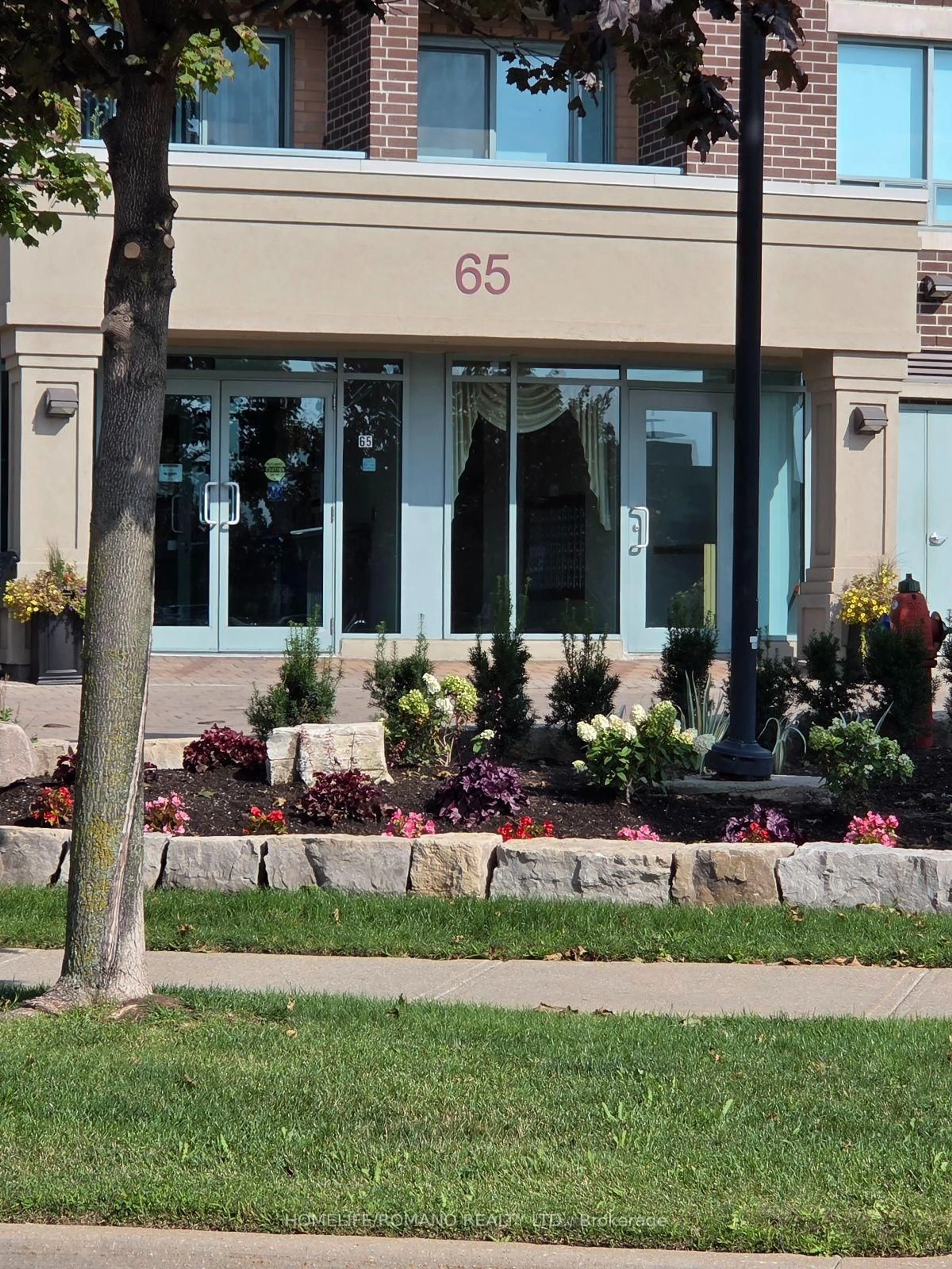 Unknown for 65 Via Rosedale Circ #312, Brampton Ontario L6R 3N8