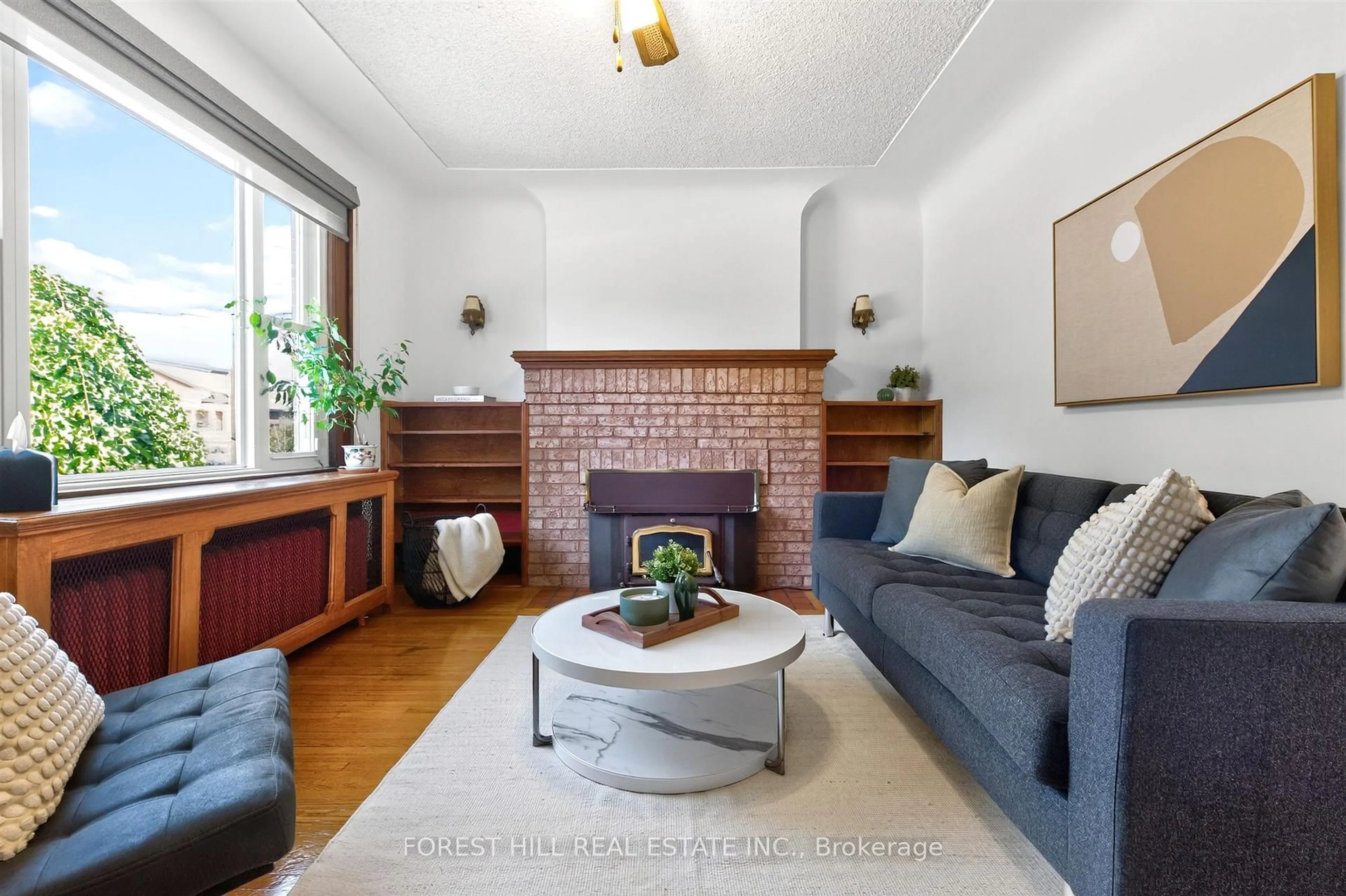 Living room with furniture, unknown for 11 Yarrow Rd, Toronto Ontario M6M 4E2