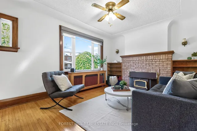 11 Yarrow Rd, Toronto 5