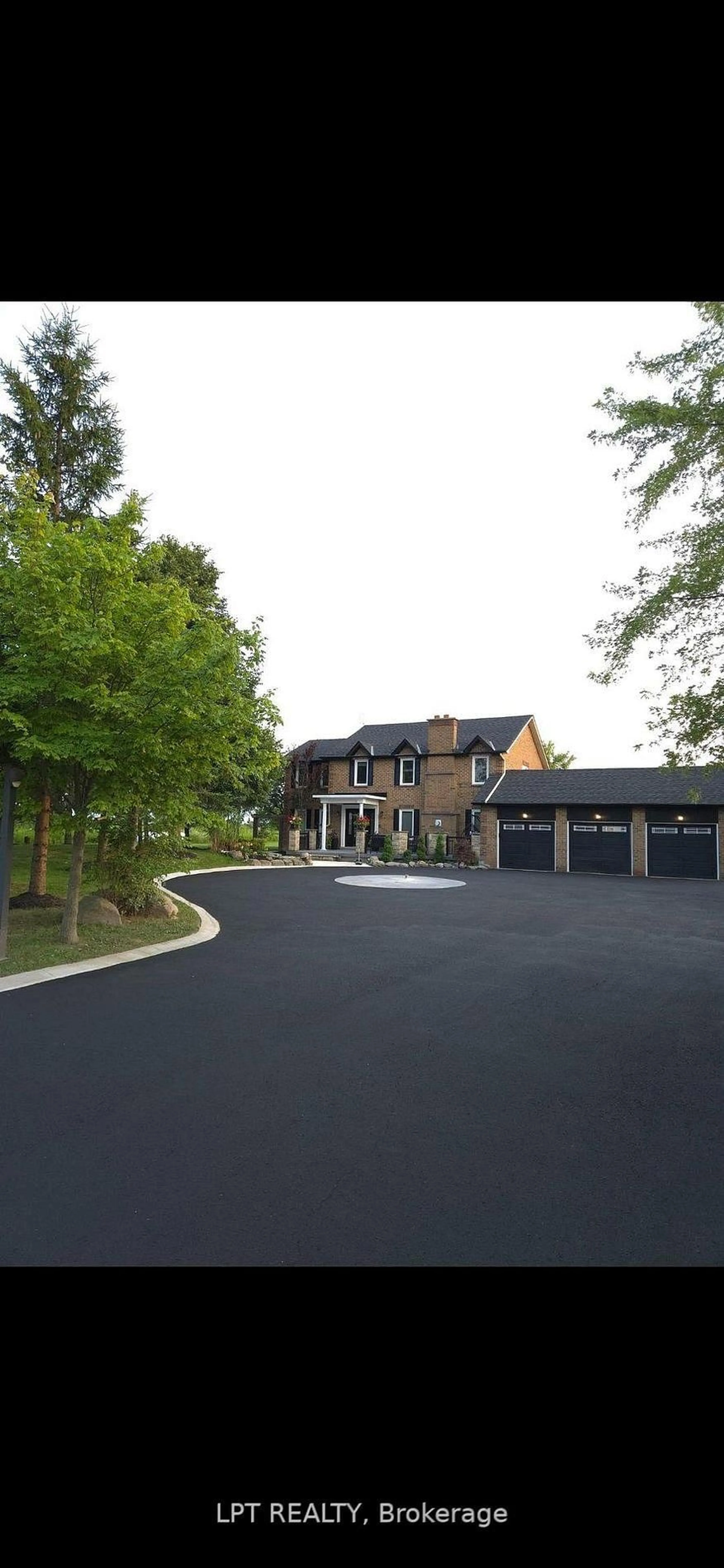 Home with brick exterior material, street for 14190 Mount Hope Rd, Caledon Ontario L7E 3K3