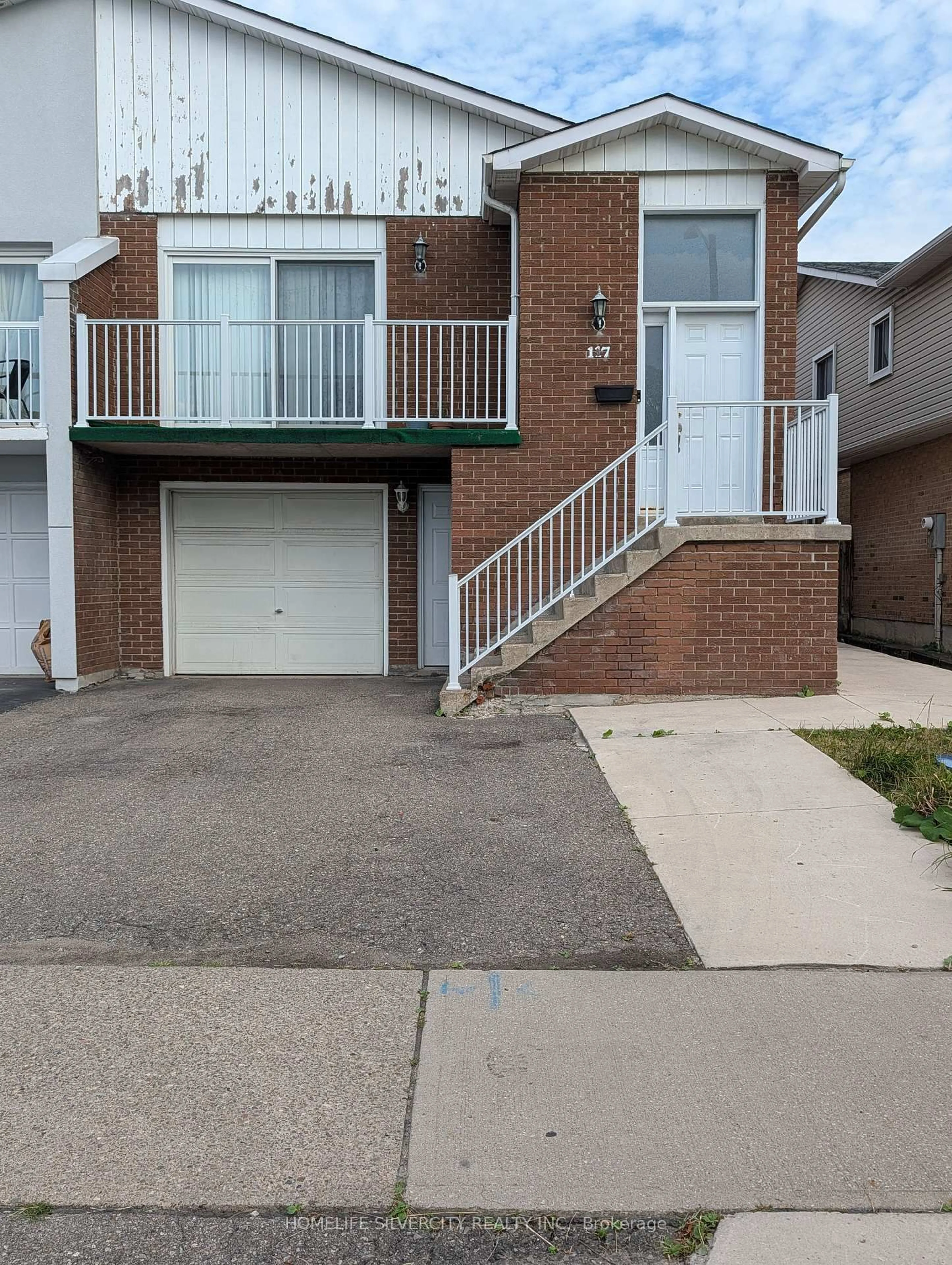 Unknown for 117 Simmons Blvd, Brampton Ontario L6V 3X4