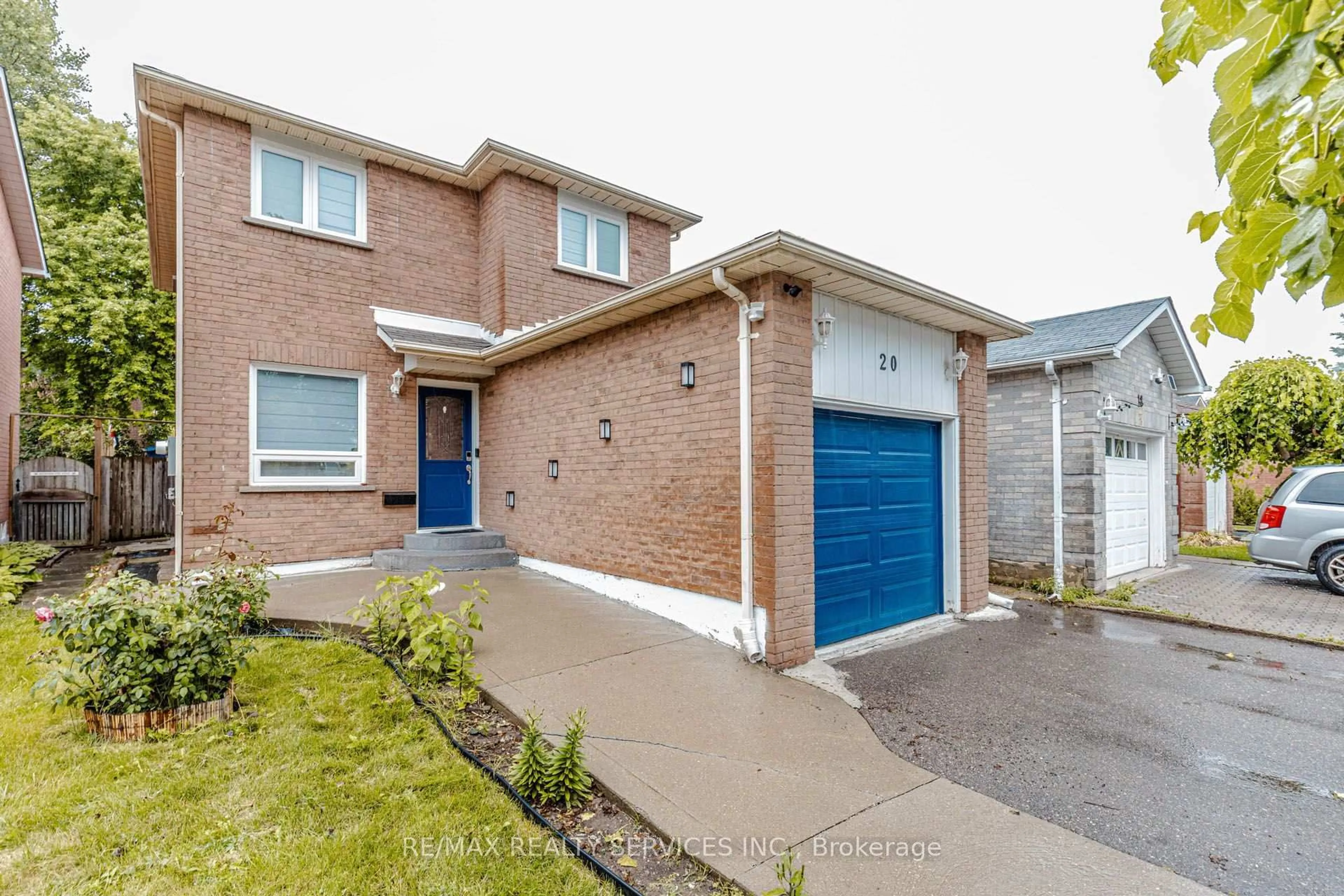 Home with brick exterior material, street for 20 Murdoch Dr, Brampton Ontario L6X 3Y2