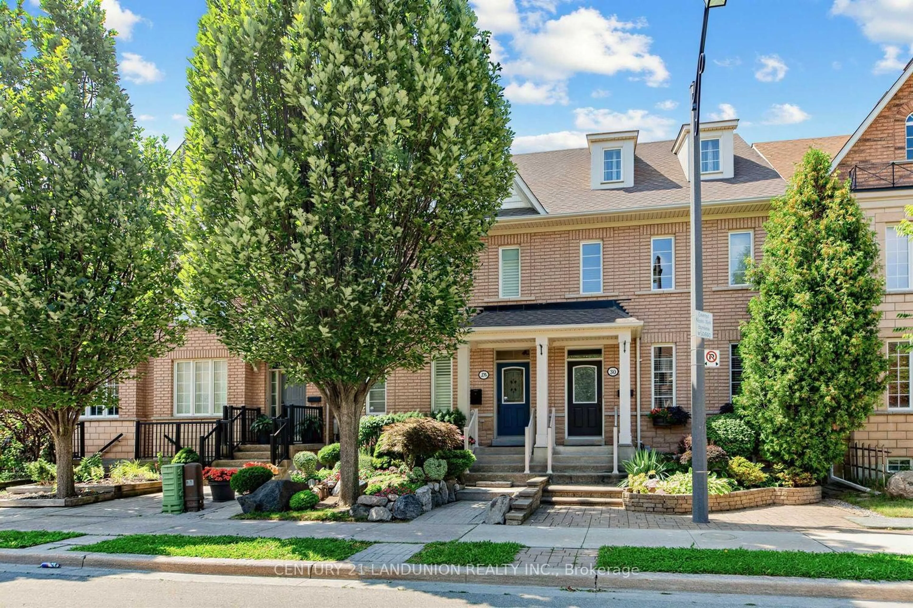Home with brick exterior material, street for 28 Herzberg Gdns, Toronto Ontario M3J 3P4