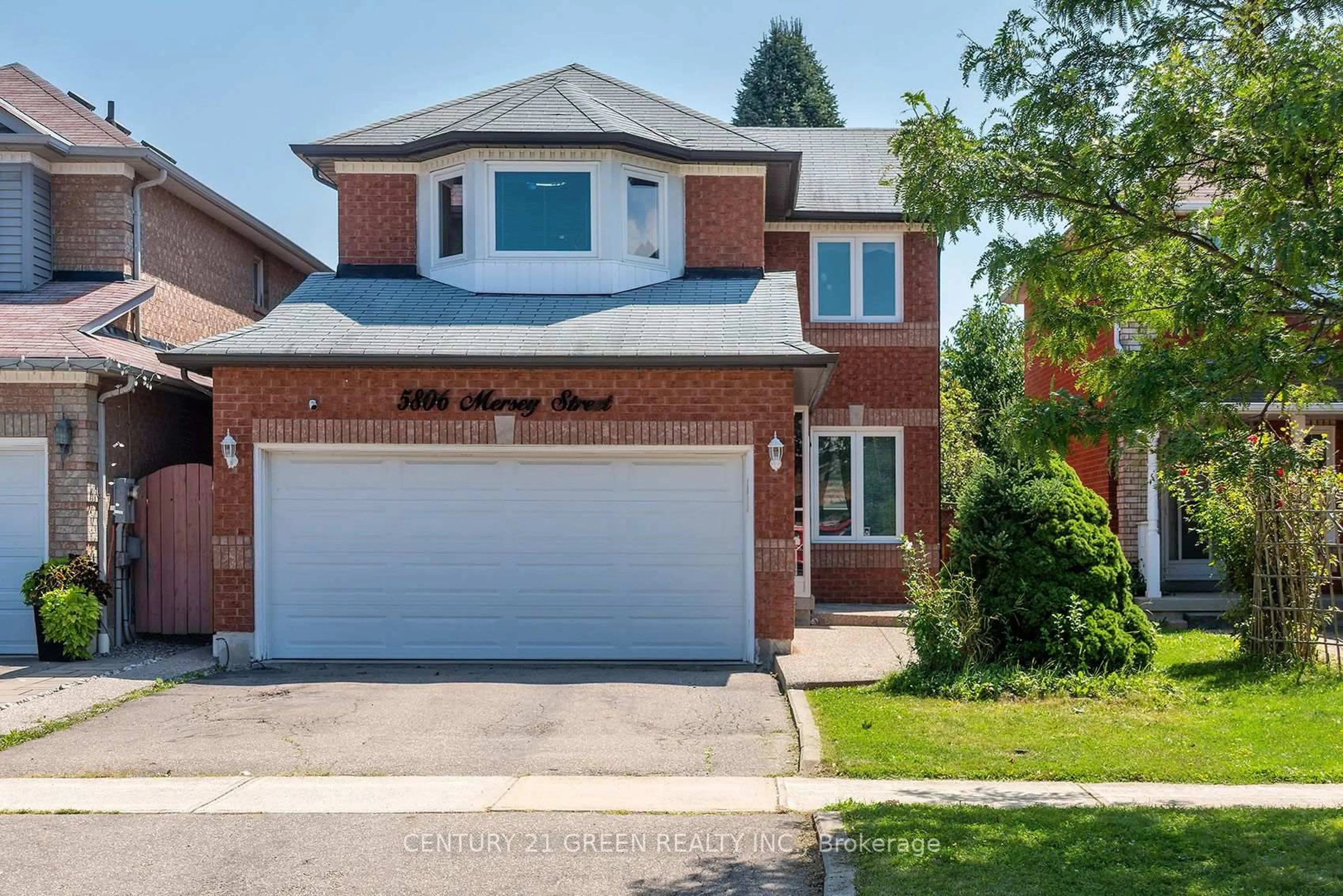 Home with brick exterior material, street for 5806 Mersey St, Mississauga Ontario L5V 1V9
