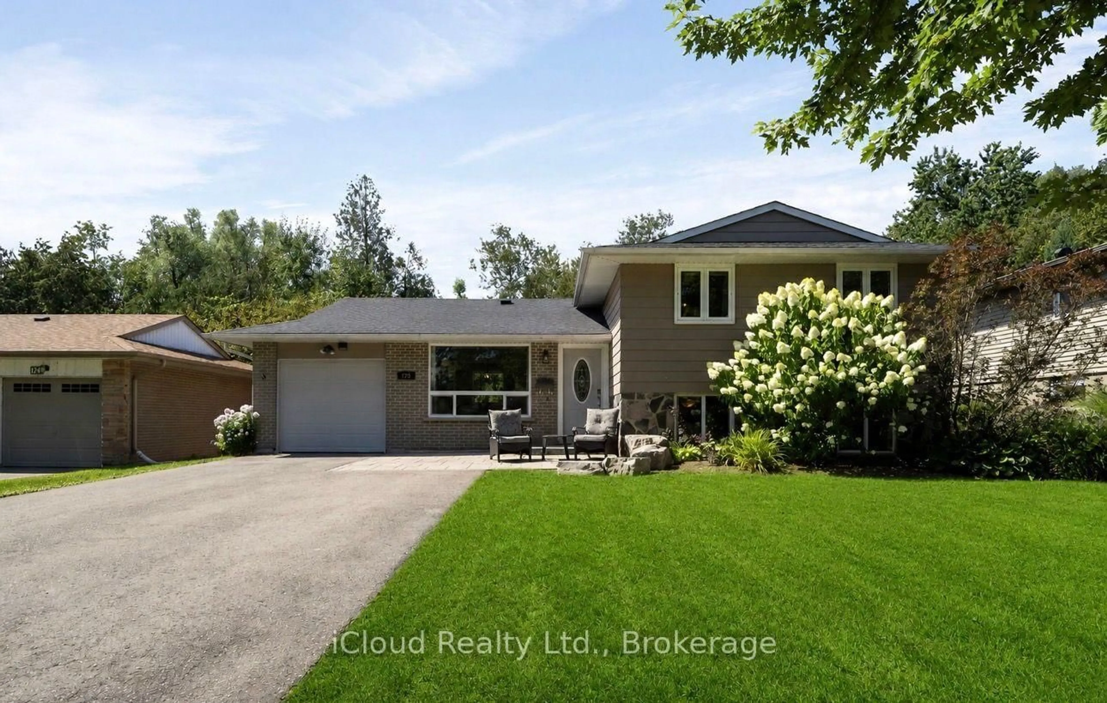 Home with vinyl exterior material, street for 128 Elmore Dr, Halton Hills Ontario L7J 1T2