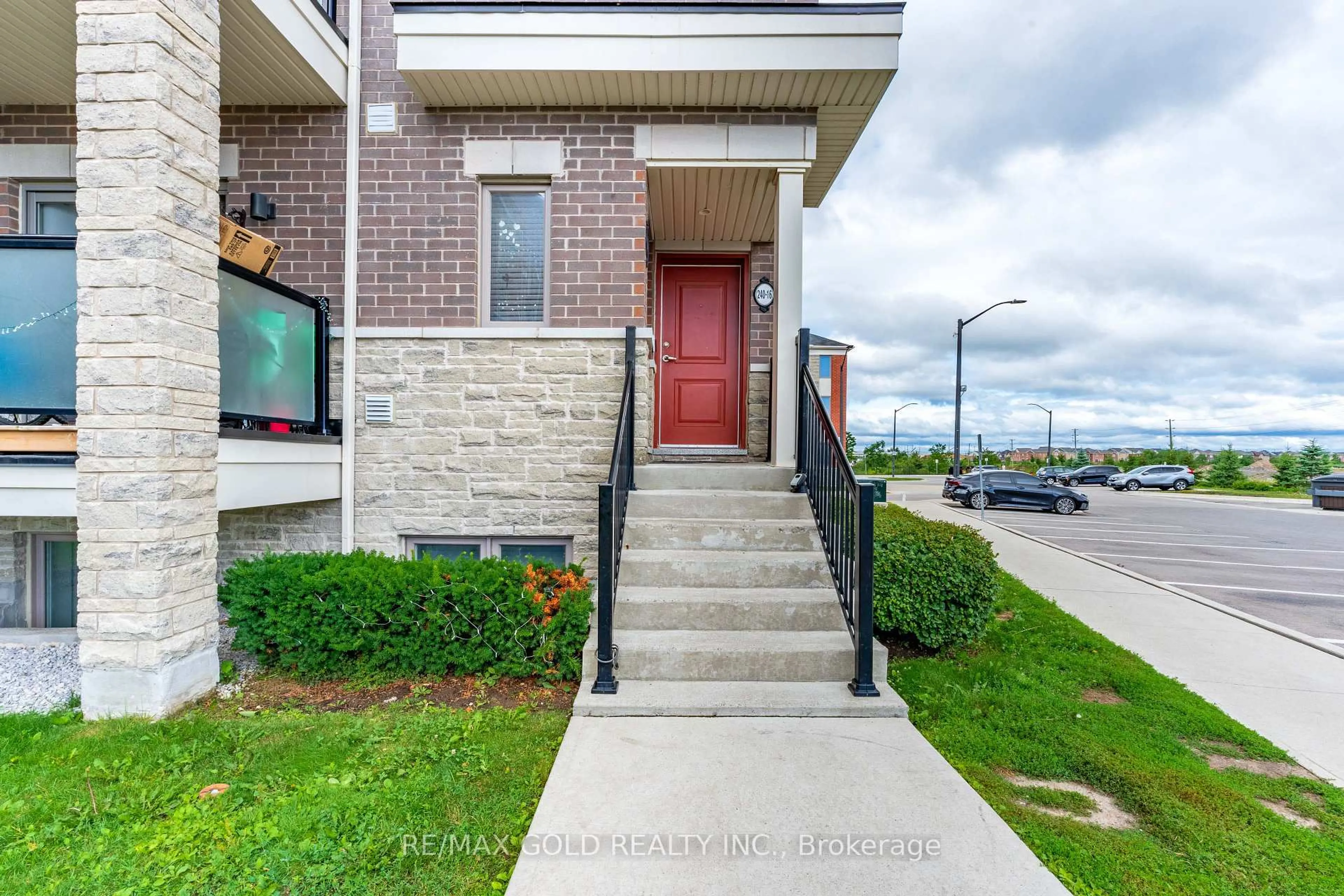 Home with brick exterior material, street for 240 Lagerfeld Dr #16, Brampton Ontario L7A 5G9
