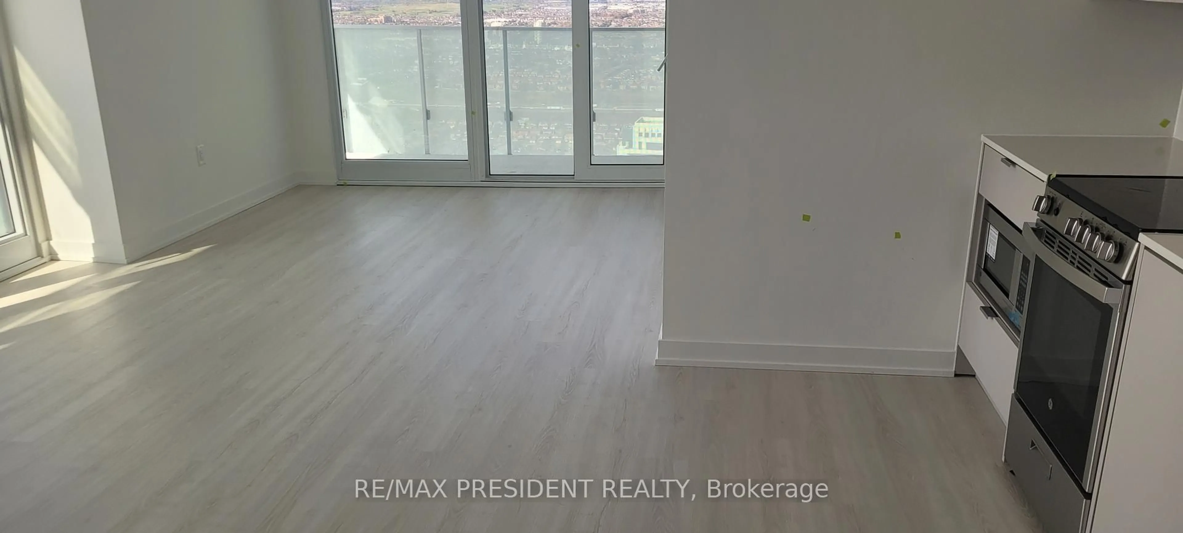 A pic of a room for 3883 Quartz Rd #5310, Mississauga Ontario L5B 0M4