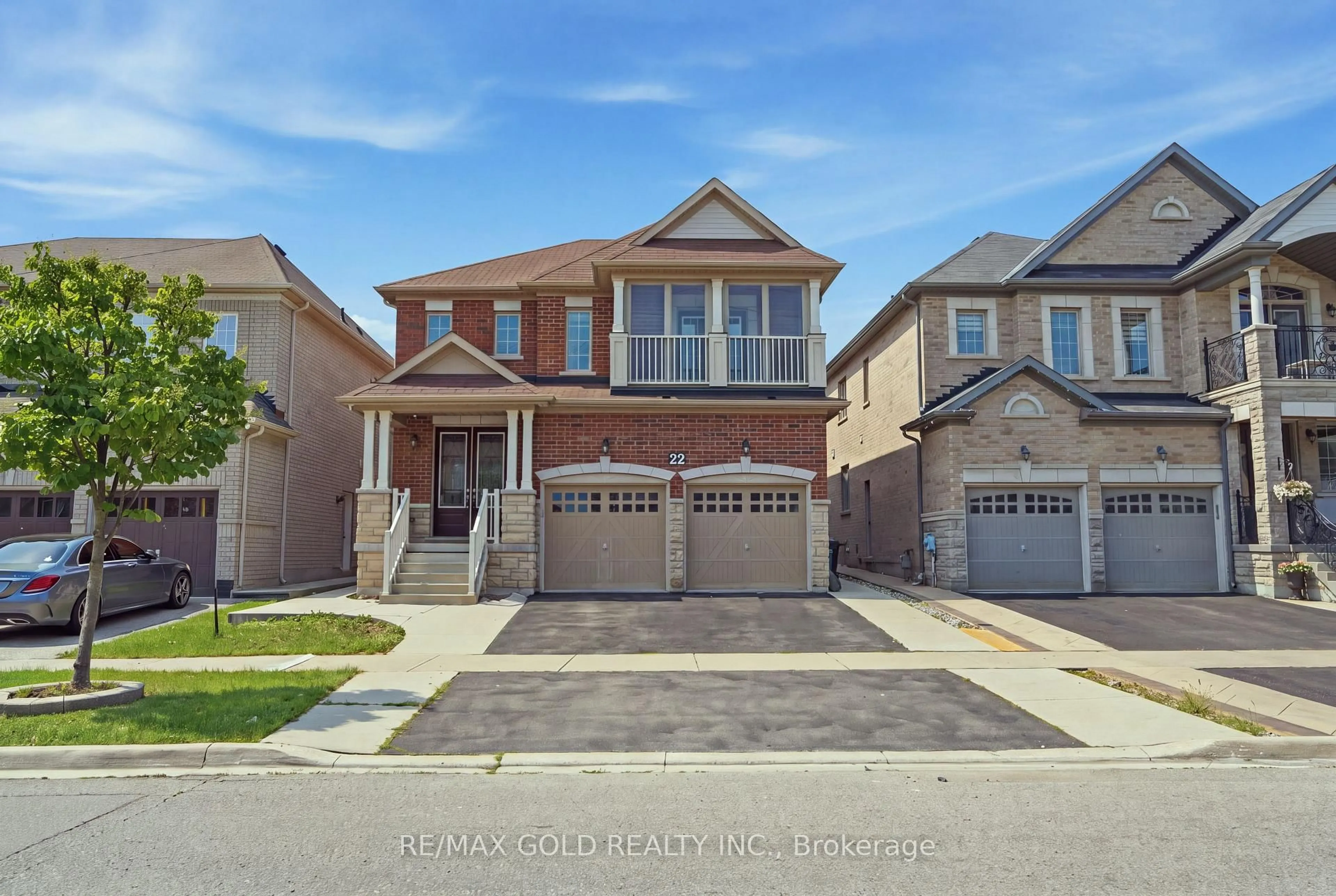 Home with brick exterior material, street for 22 Durango Dr, Brampton Ontario L6X 2Z2