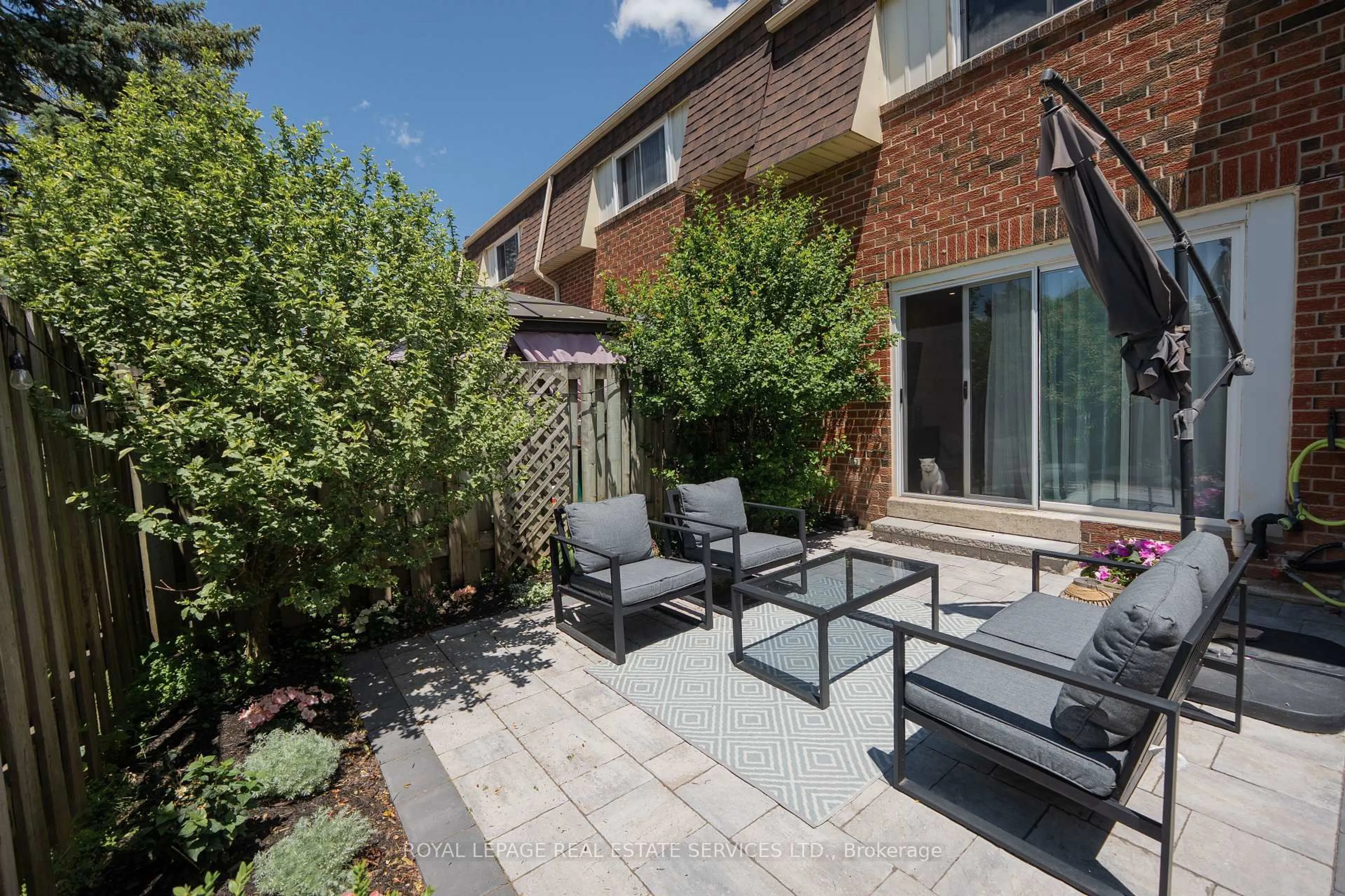 Patio, street for 30 Heslop Rd #36, Milton Ontario L9T 1B3