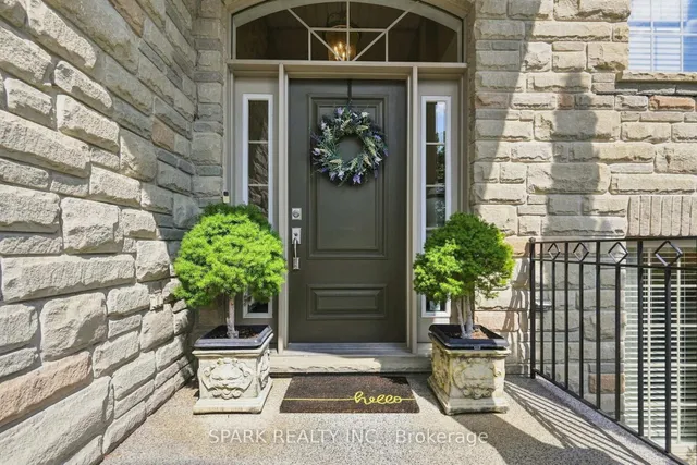 179 Tanners Dr, Halton Hills 4