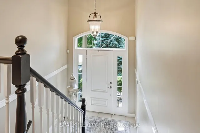 179 Tanners Dr, Halton Hills 5