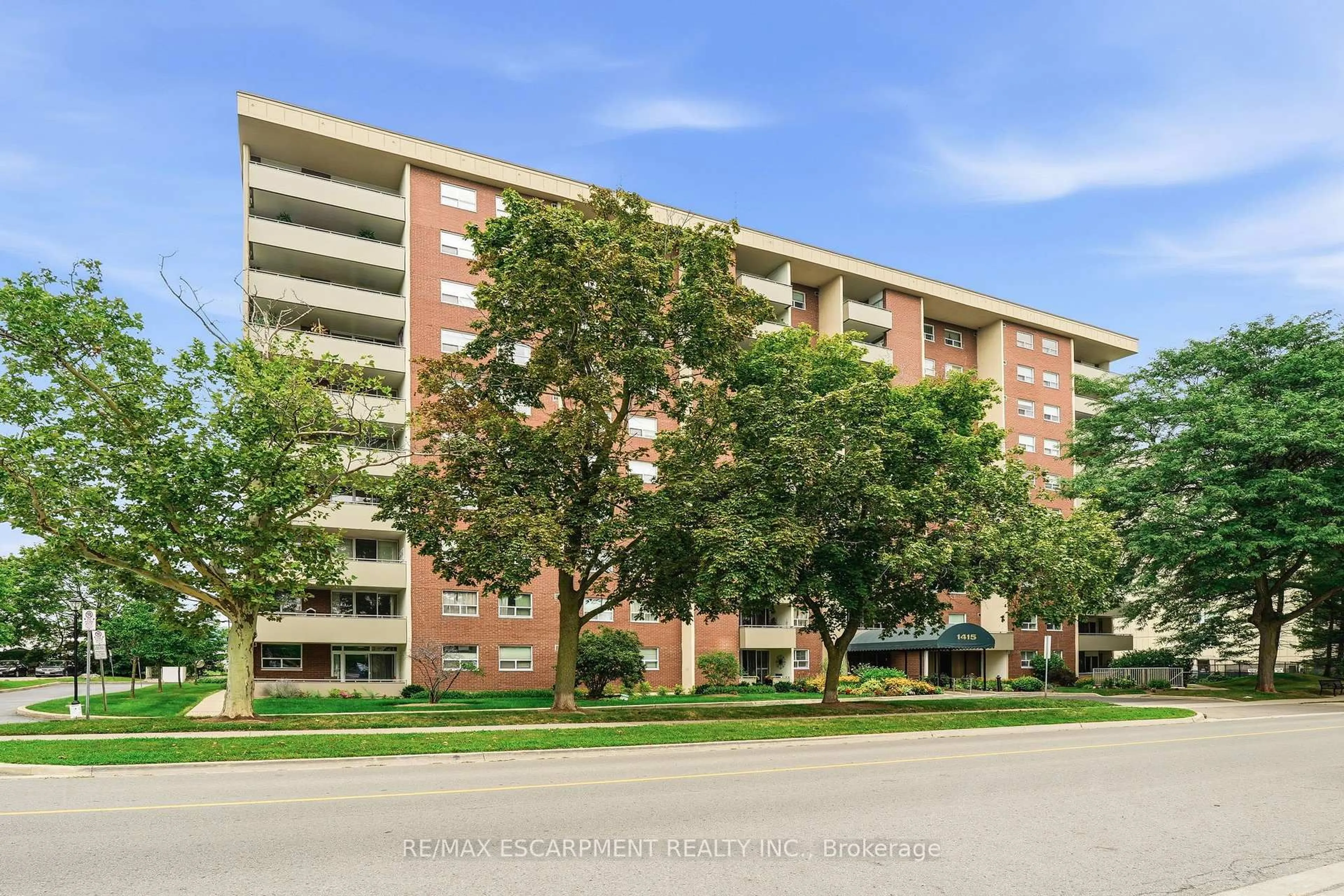 Unknown for 1415 Ghent Ave #203, Burlington Ontario L7S 1X4