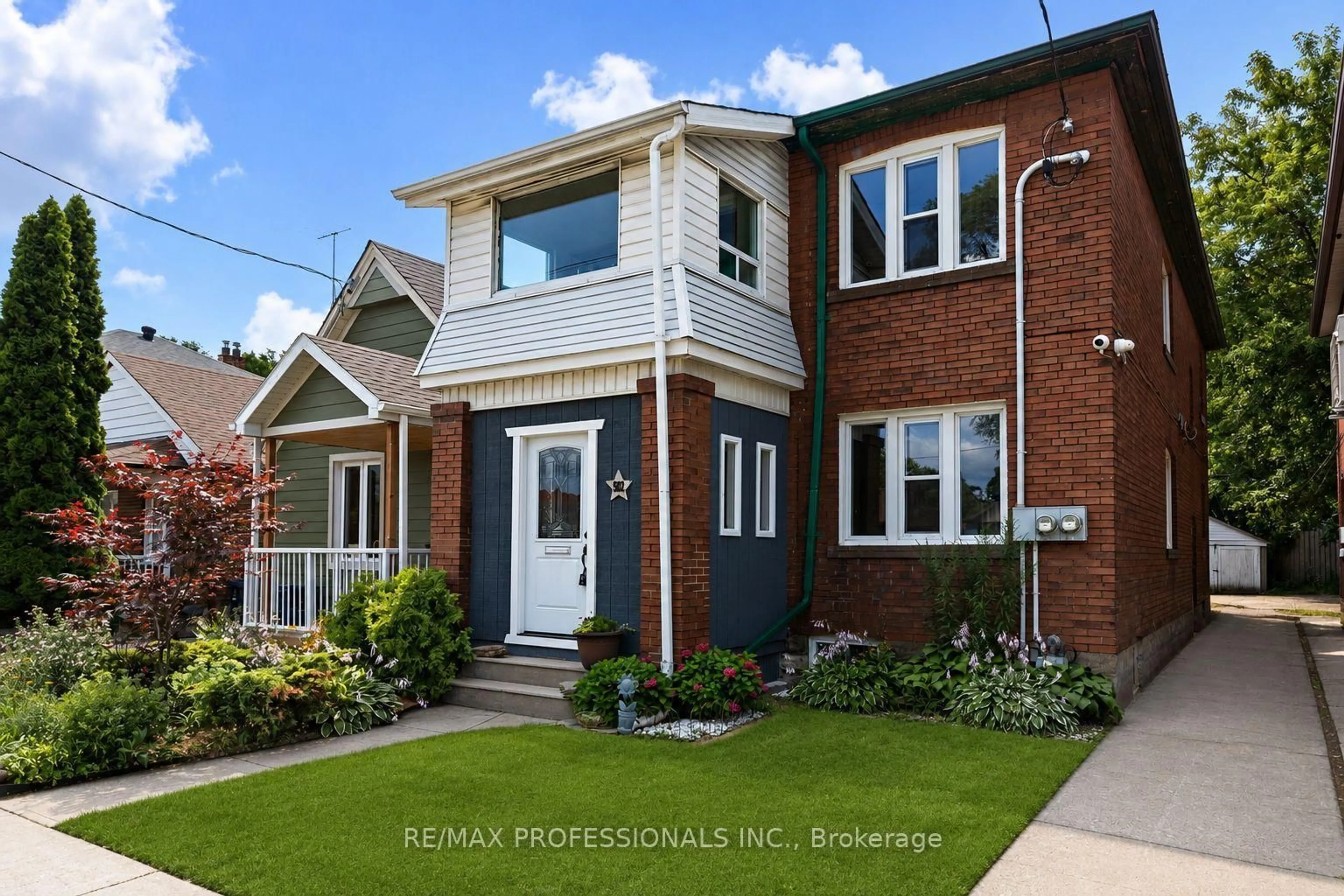 Home with brick exterior material, street for 502 Jane St, Toronto Ontario M6S 4A2