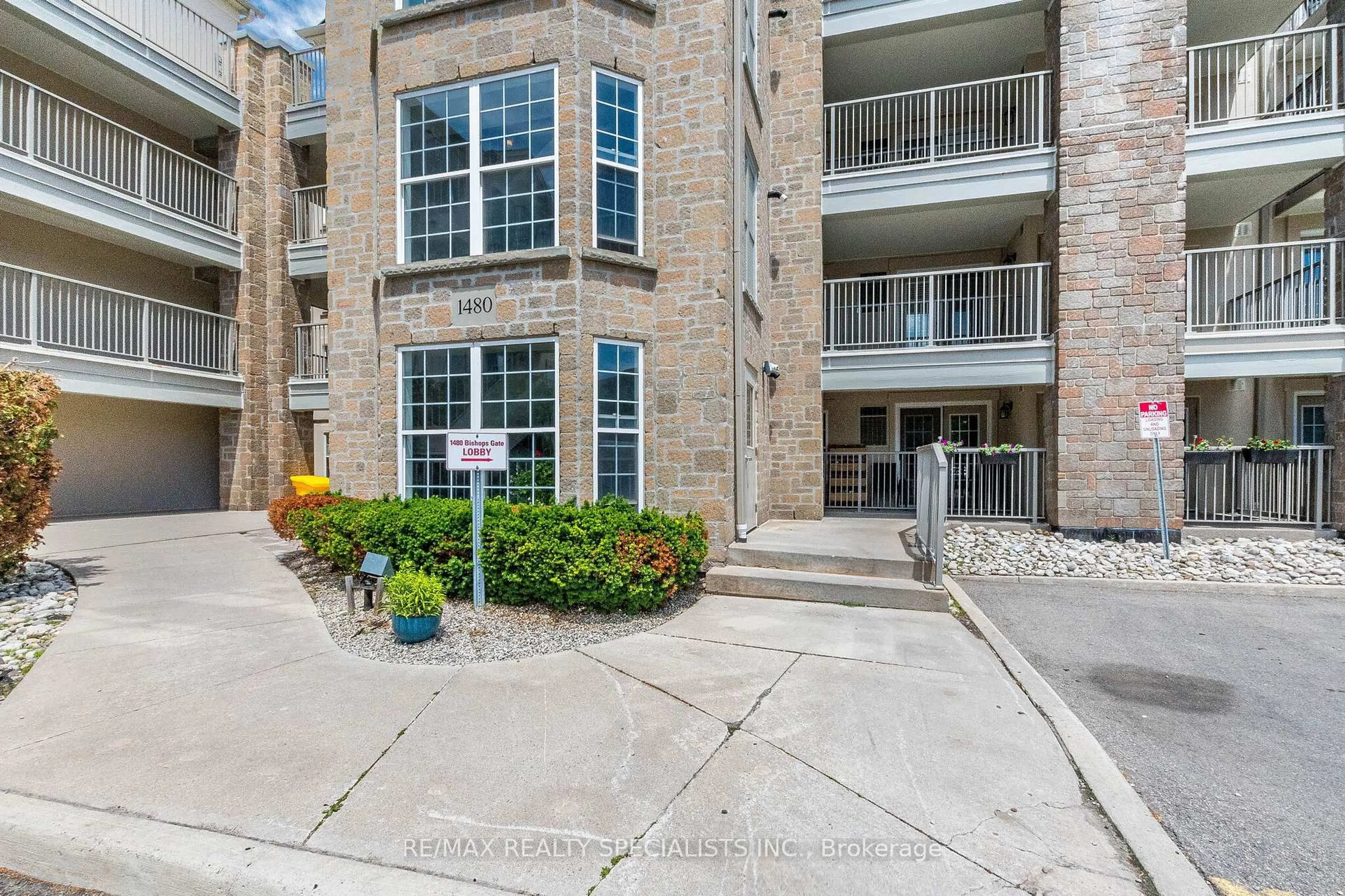 Unknown for 1480 Bishops Gate #406, Oakville Ontario L6M 4N4