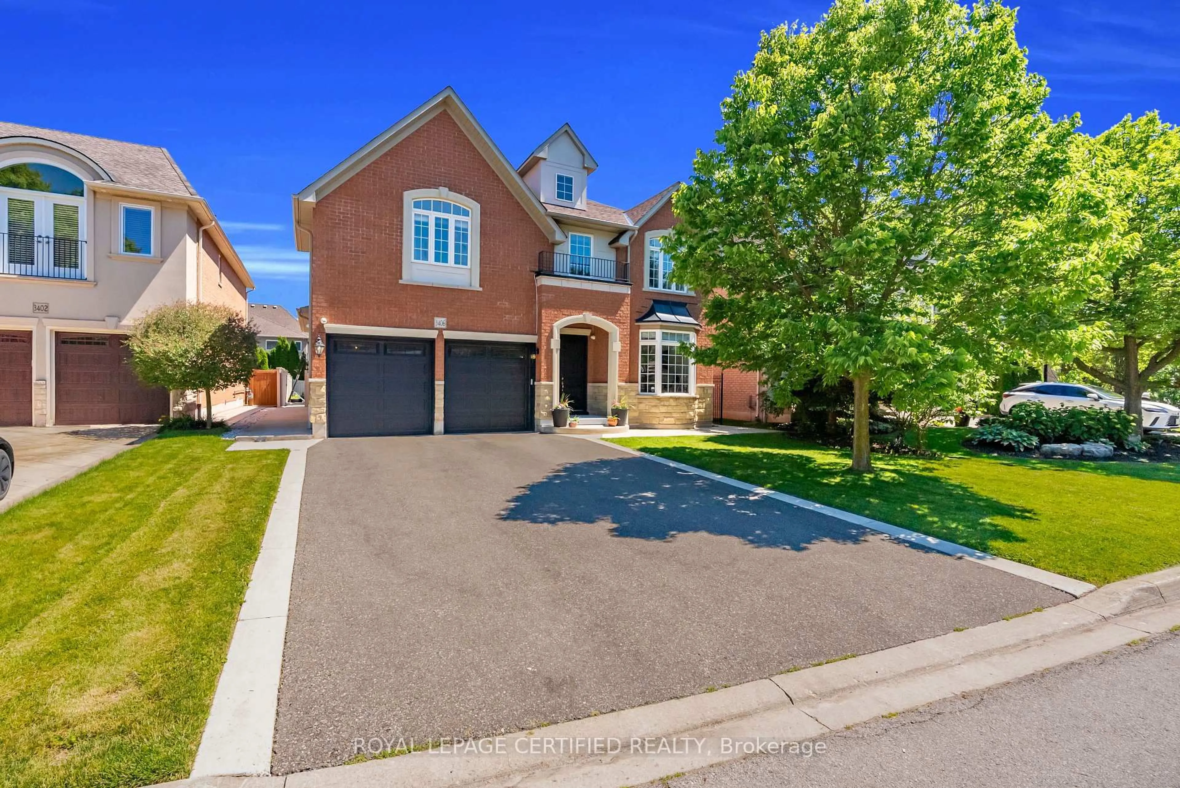 Home with brick exterior material, street for 3406 Buena Vista Crt, Oakville Ontario L6L 6W6