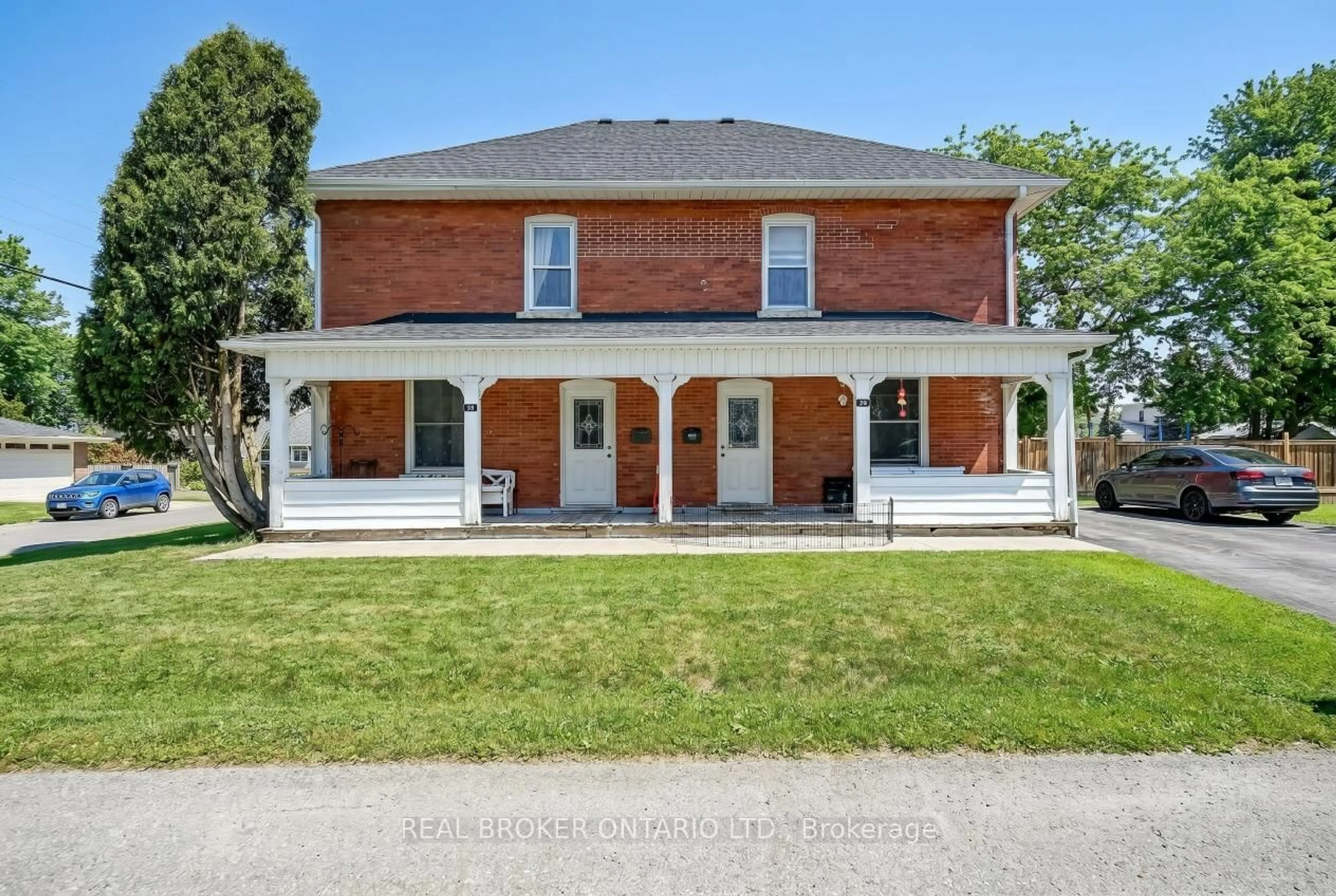 Home with brick exterior material, street for 53-55 Wellington St, Halton Hills Ontario L7J 2H1