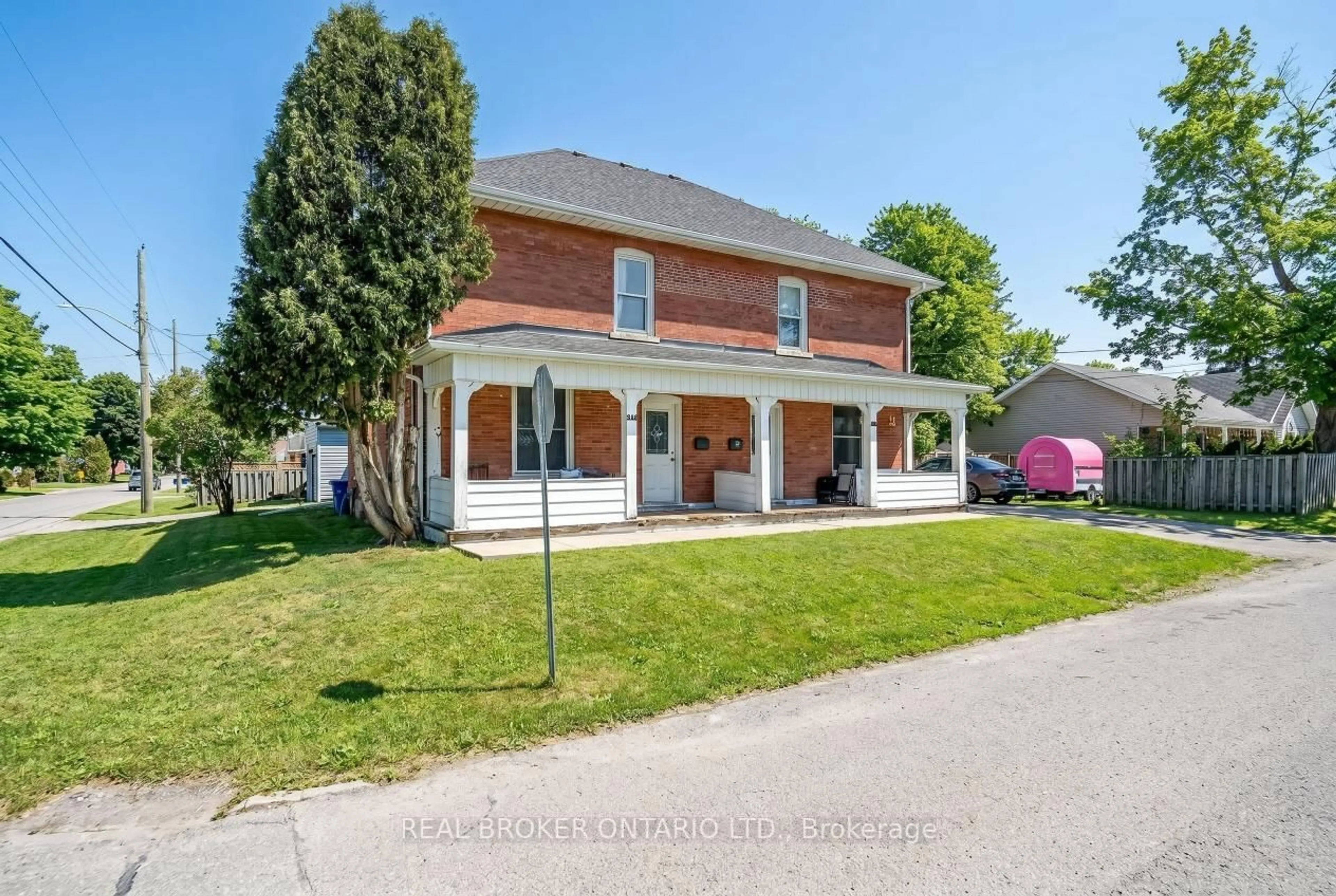 Home with brick exterior material, street for 53-55 Wellington St, Halton Hills Ontario L7J 2H1