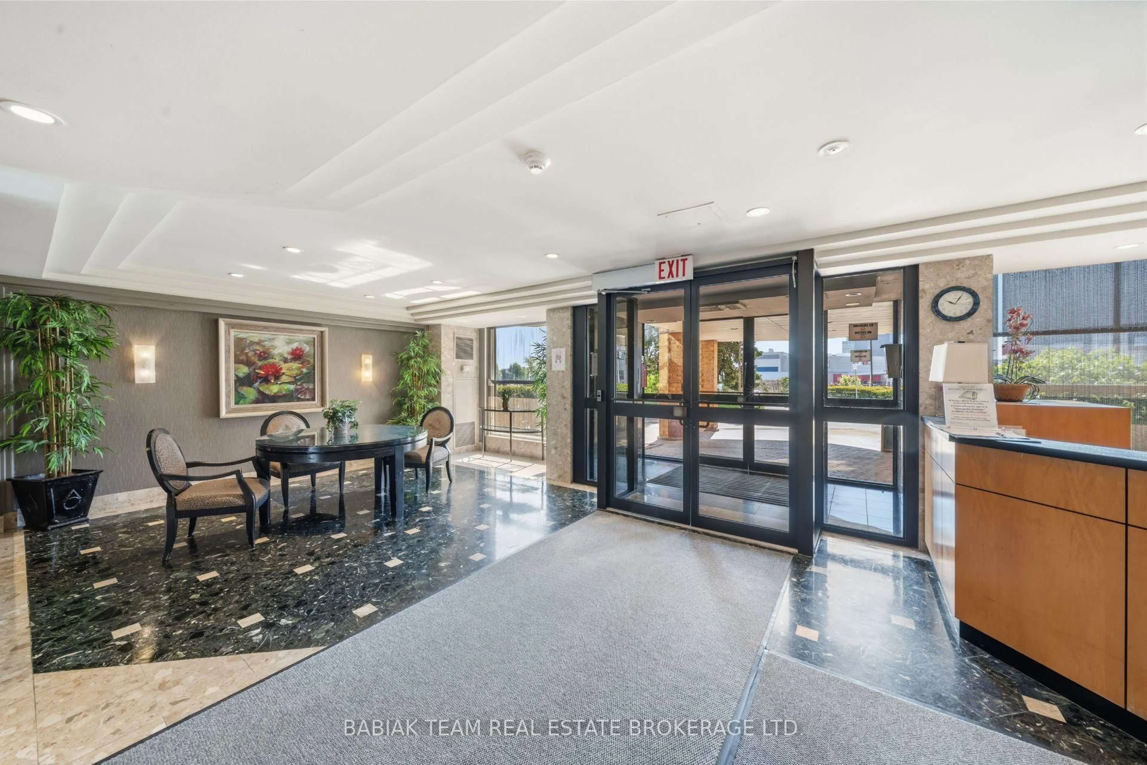 Indoor foyer for 6 Humberline Dr #202, Toronto Ontario M9W 6X8