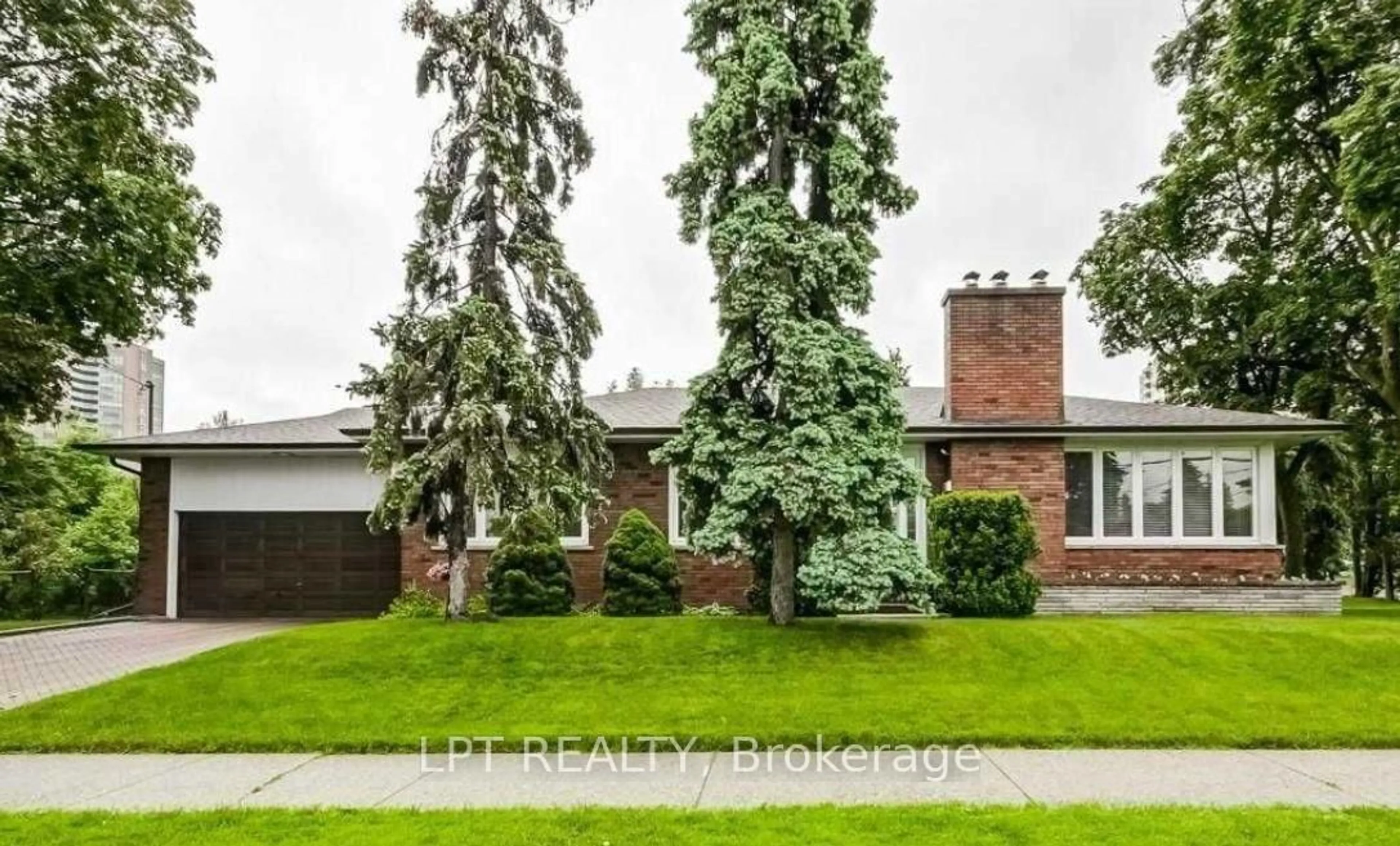 Home with brick exterior material, street for 27 Kingsview Blvd, Toronto Ontario M9R 1T5