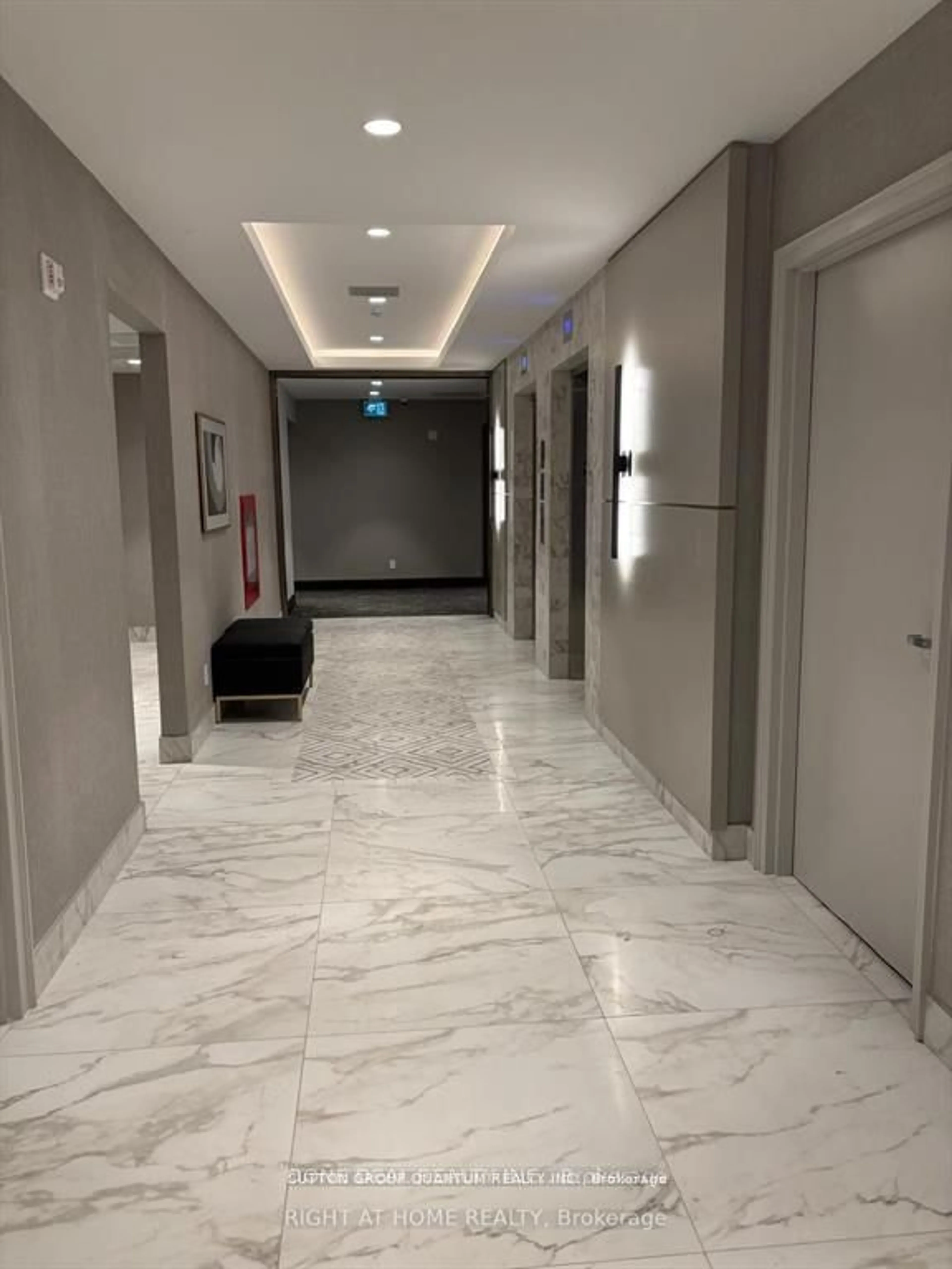 Indoor foyer for 490 Gordon Krantz Ave #206, Milton Ontario L9E 1Z5