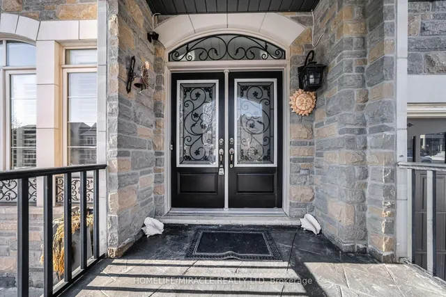 24 Haywood Dr, Brampton 2