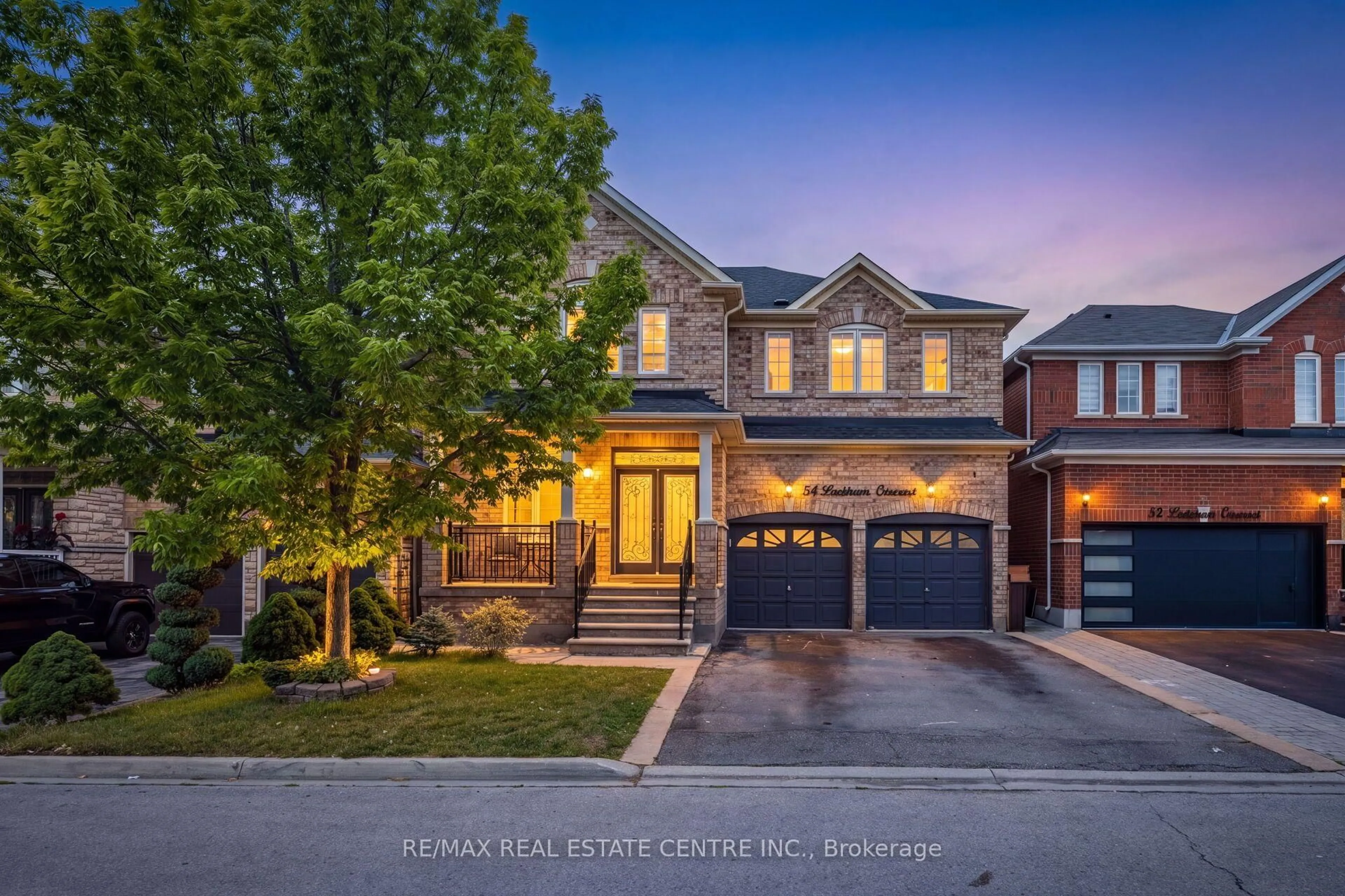 Home with brick exterior material, street for 54 Lockburn Cres, Brampton Ontario L7A 3W8