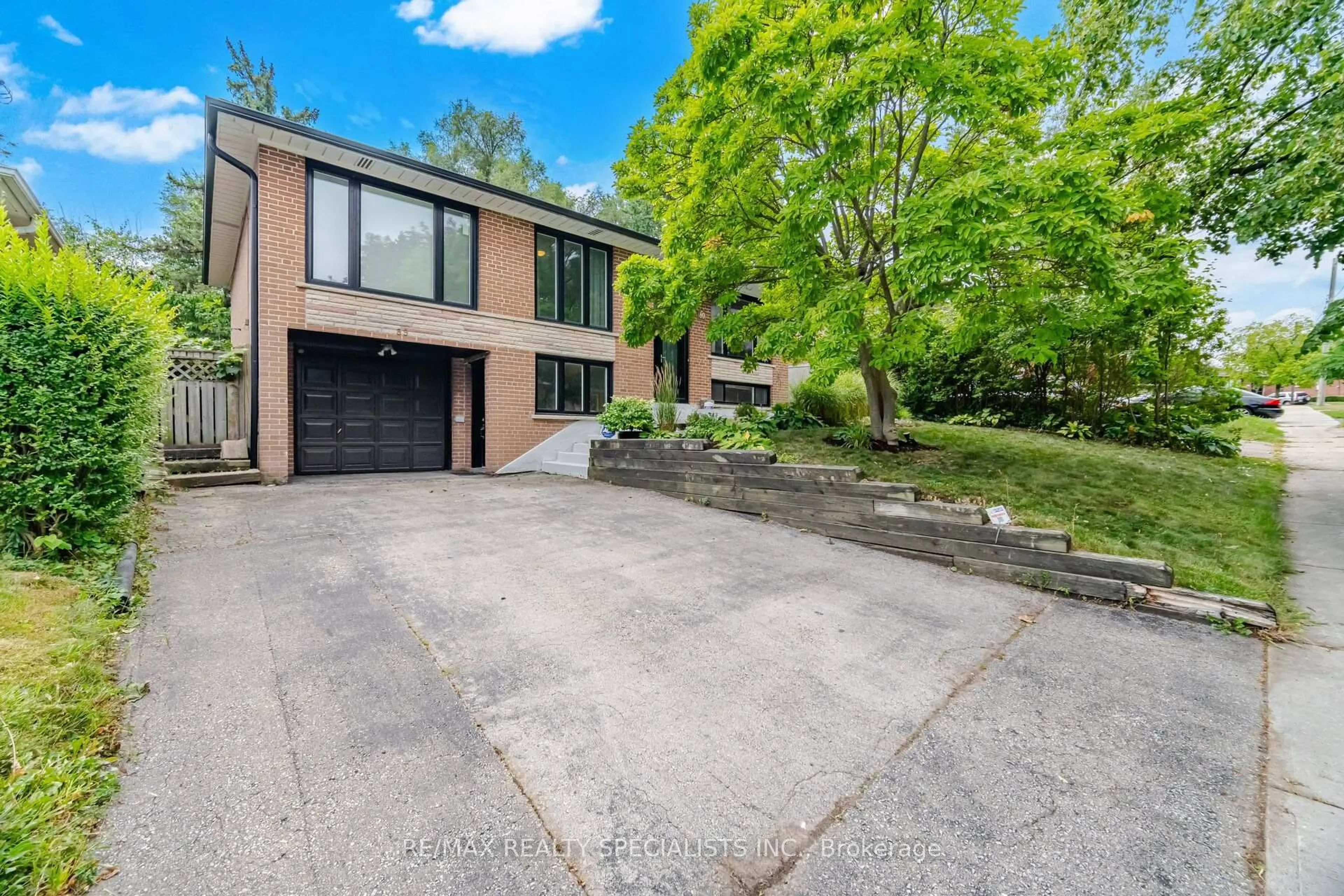 Unknown for 89 Alhart Dr, Toronto Ontario M9V 2N6