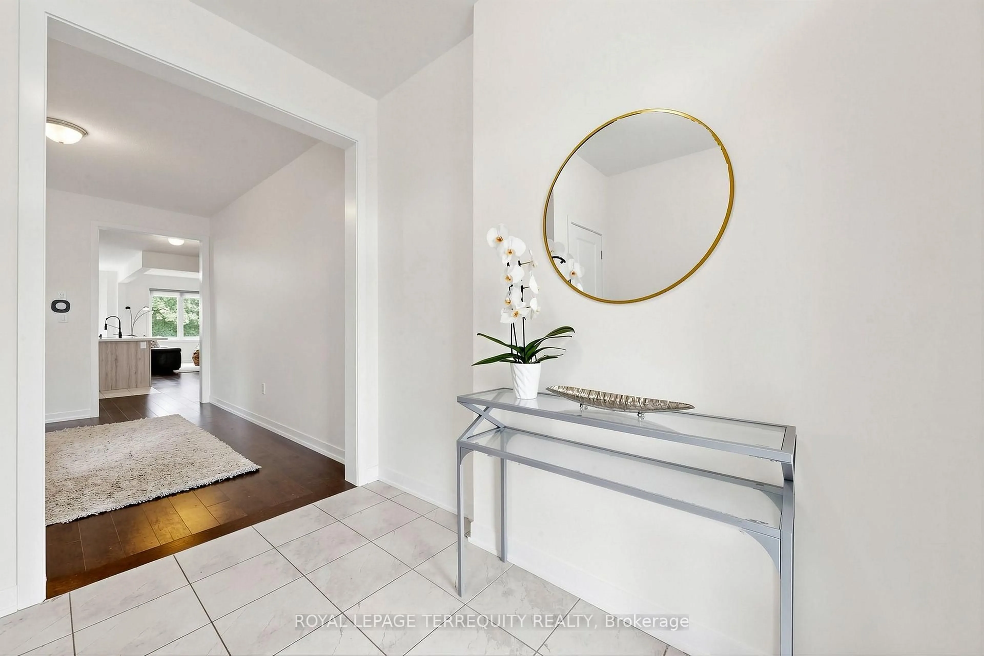 Indoor entryway for 1456 Rose Way, Milton Ontario L9T 7E7