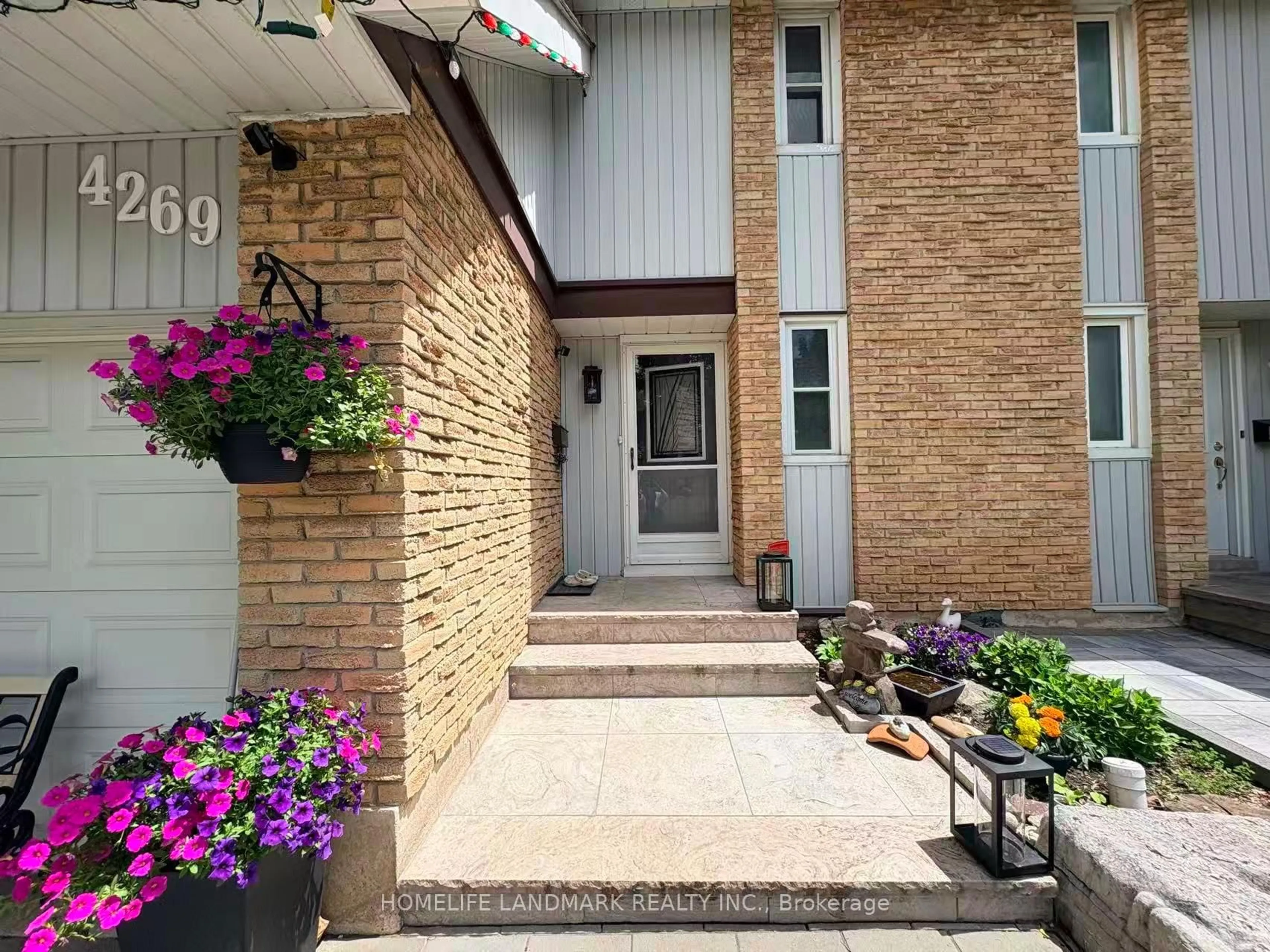 Unknown for 4269 Gayling Gdns, Mississauga Ontario L5L 1Z8