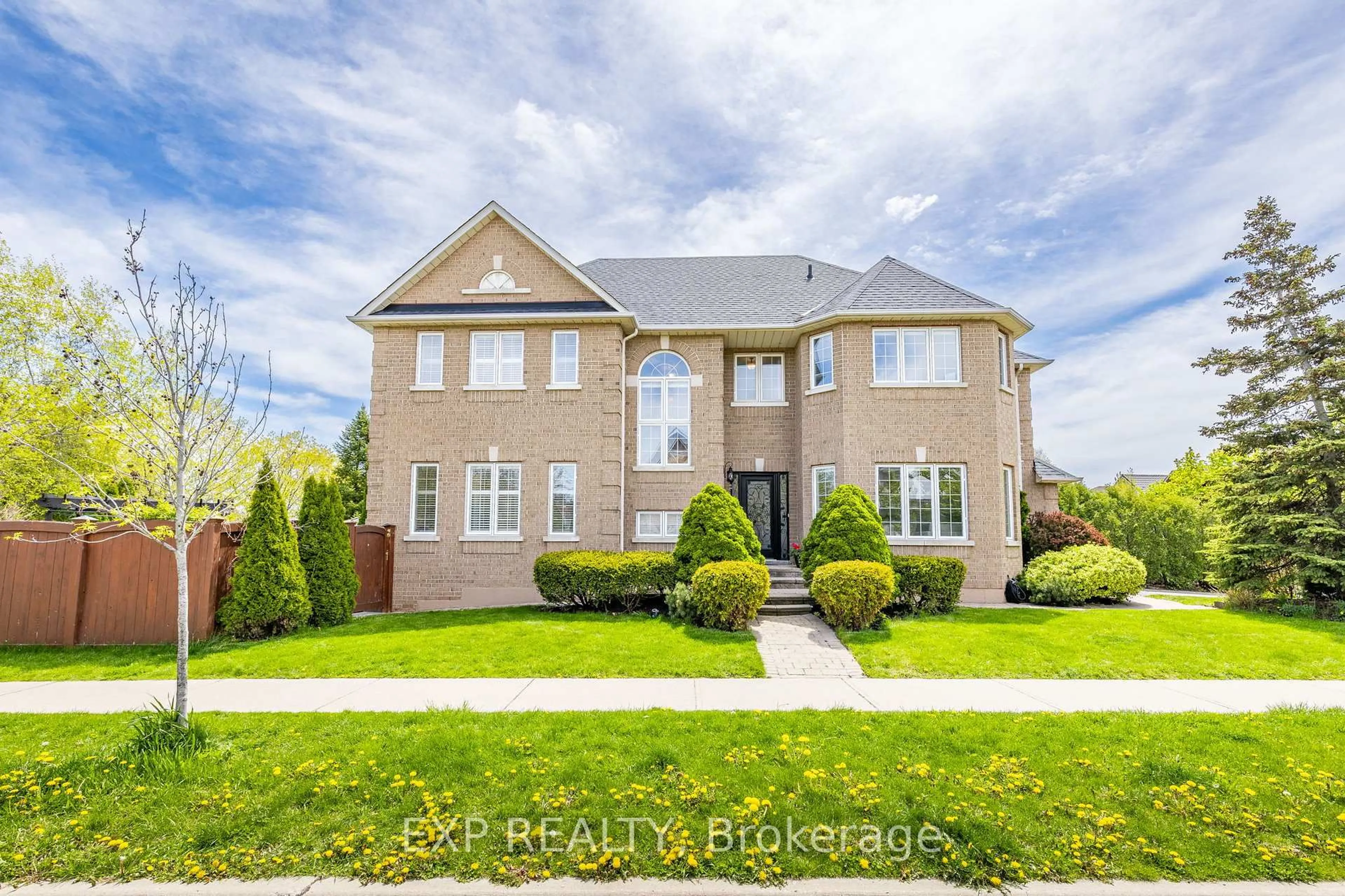 Home with brick exterior material, street for 2137 Frontier Dr, Oakville Ontario L6M 3S3
