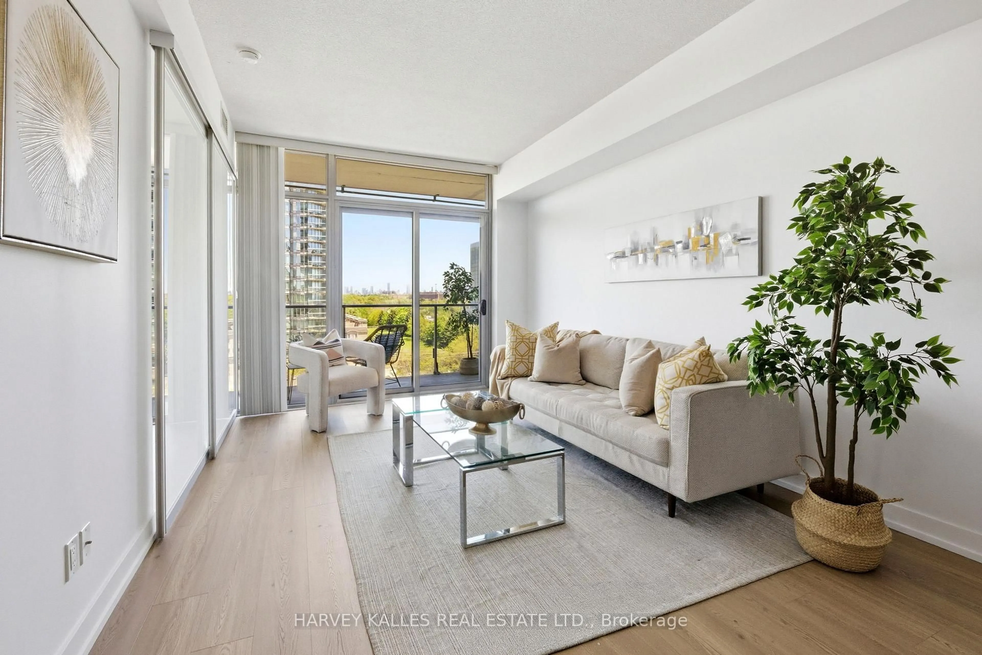 Living room with furniture, unknown for 103 The Queensway #701, Toronto Ontario M6S 5B3
