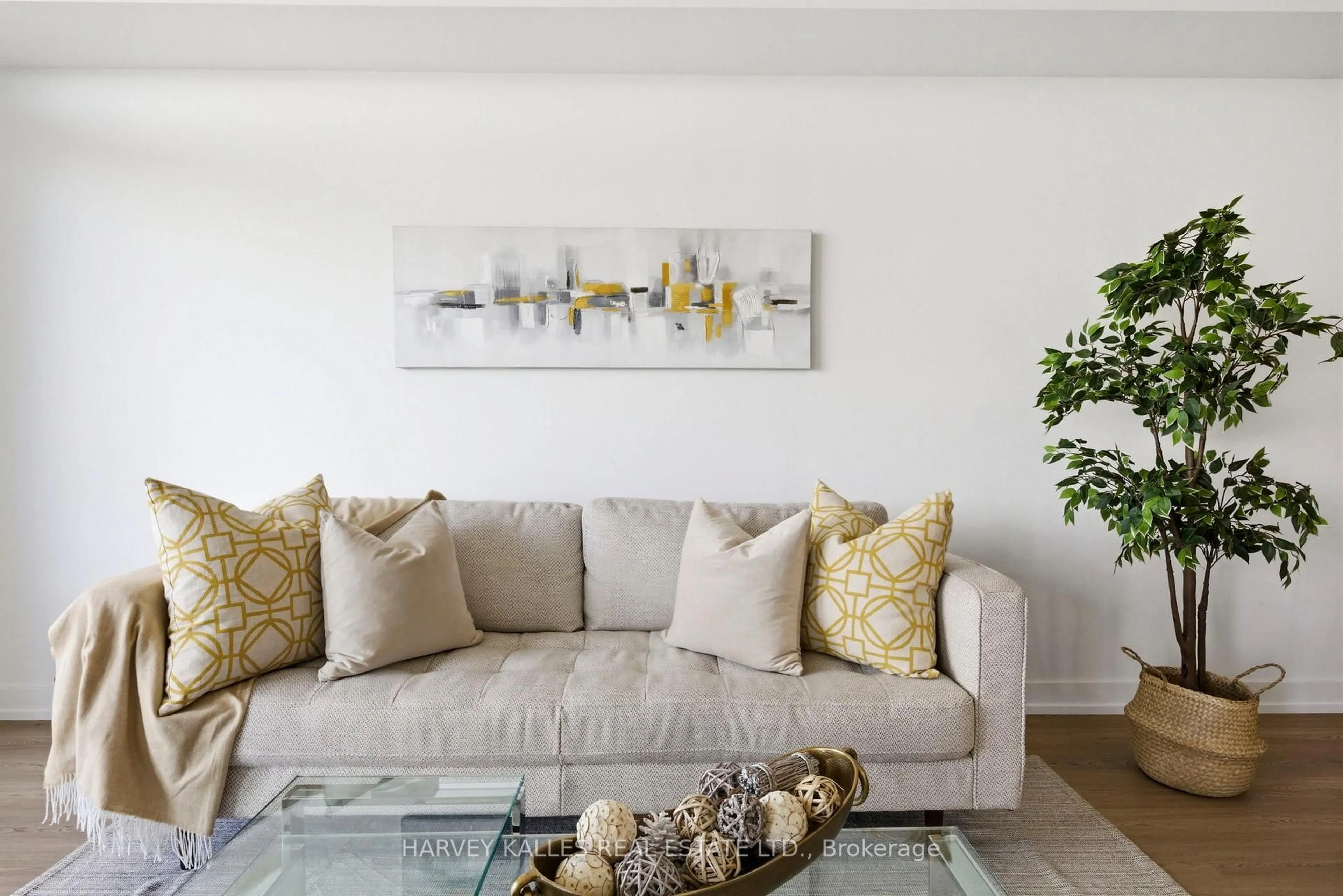 Living room with furniture, unknown for 103 The Queensway #701, Toronto Ontario M6S 5B3