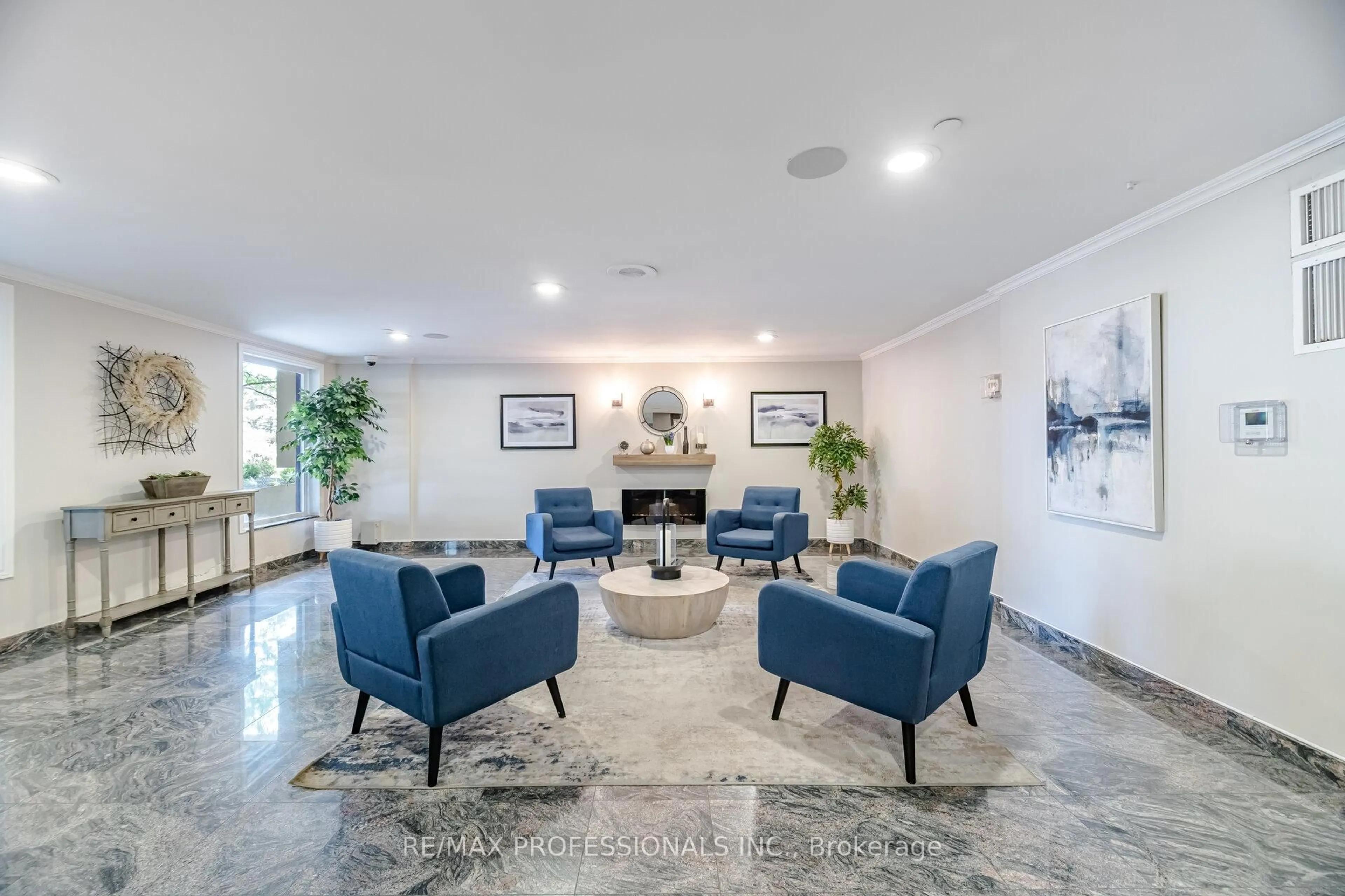 Lobby for 15 La Rose Ave #902, Toronto Ontario M9P 1A7