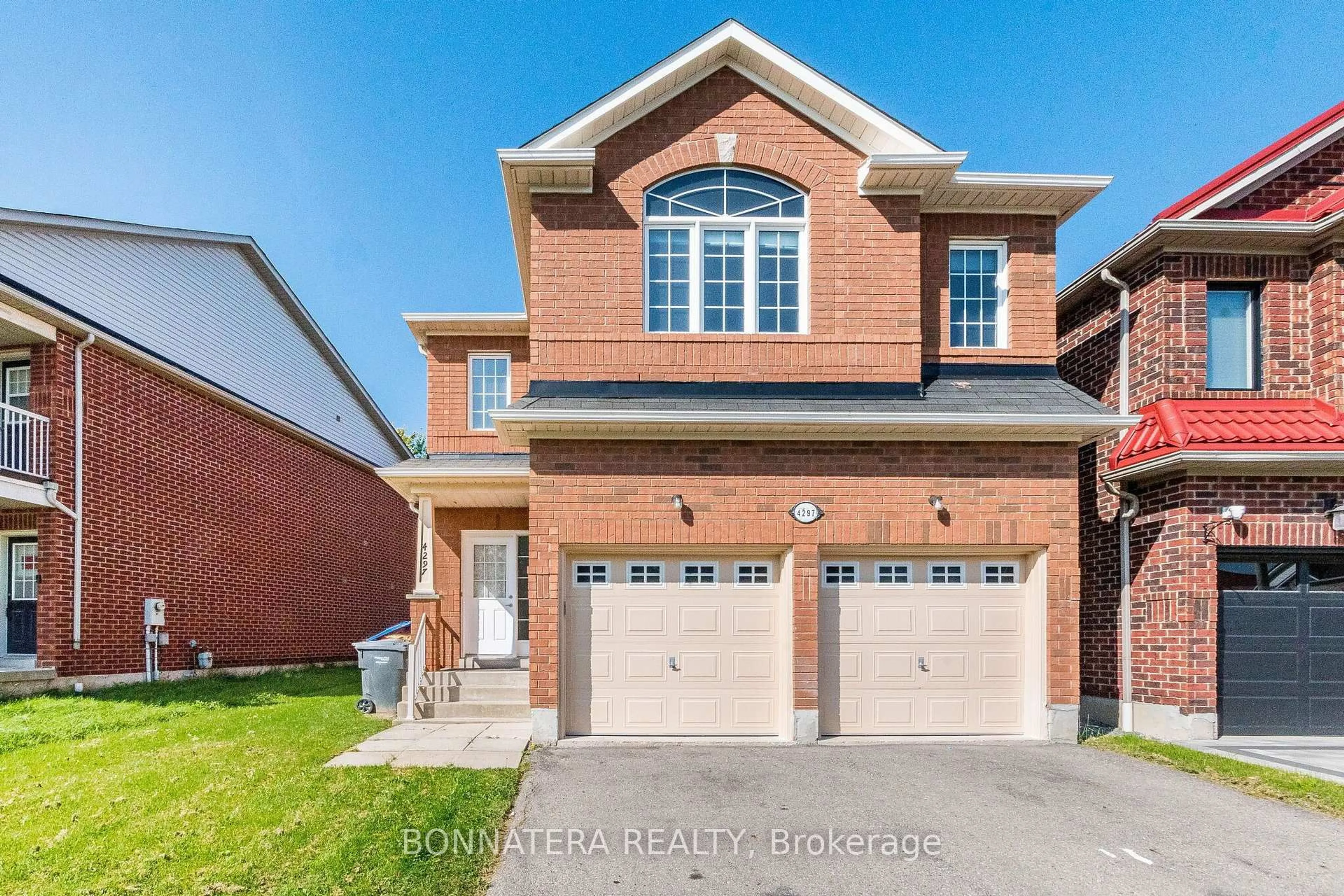 Home with brick exterior material, street for 4297 Guildwood Way, Mississauga Ontario L5R 0A7